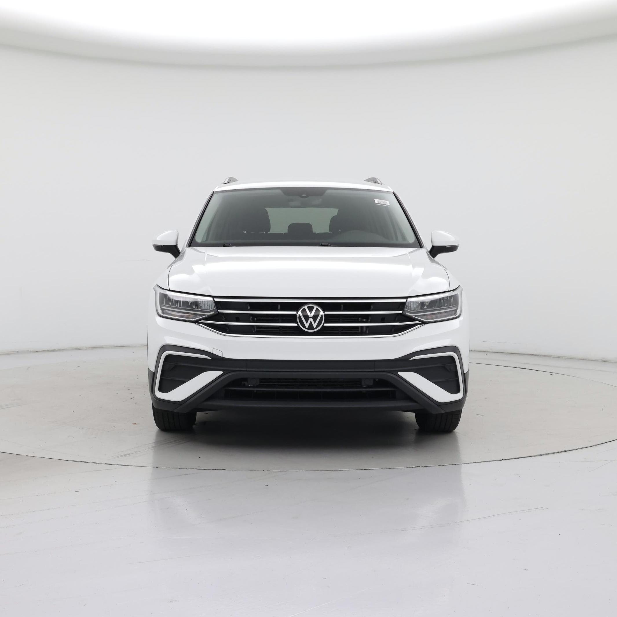 Thumbnail: 2023 Volkswagen Tiguan - 5