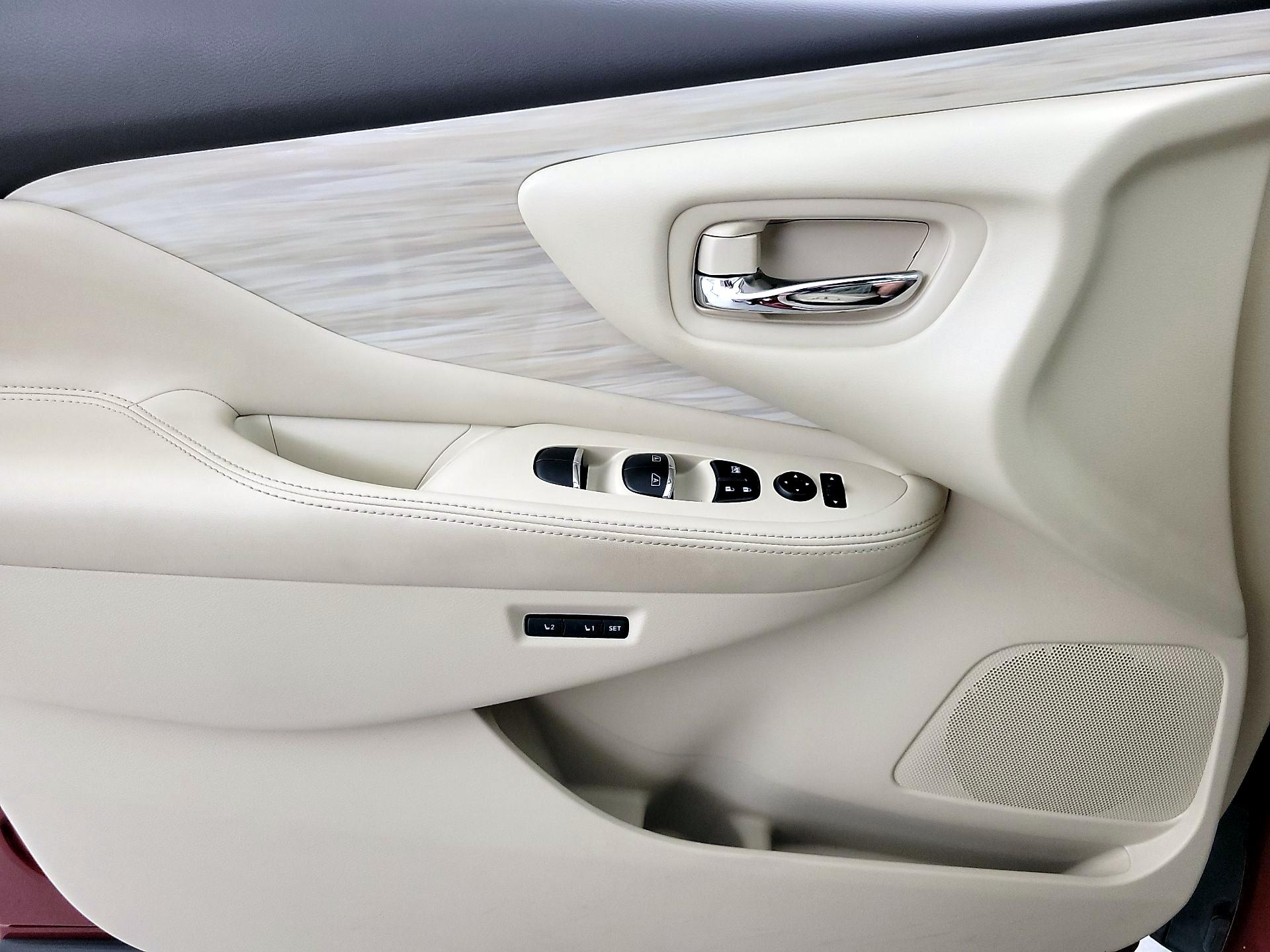 Thumbnail: 2017 Nissan Murano - 12