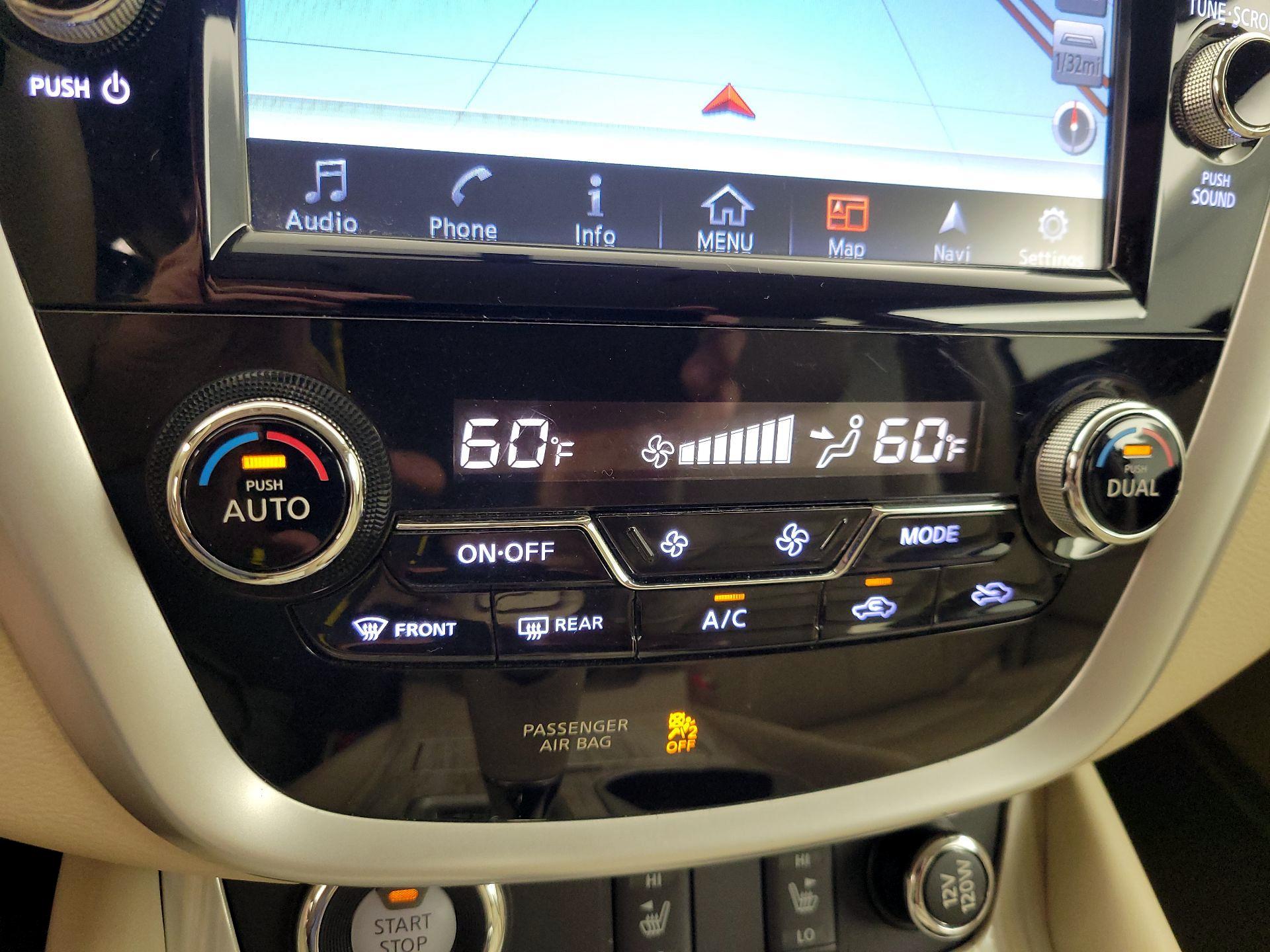 Thumbnail: 2017 Nissan Murano - 17