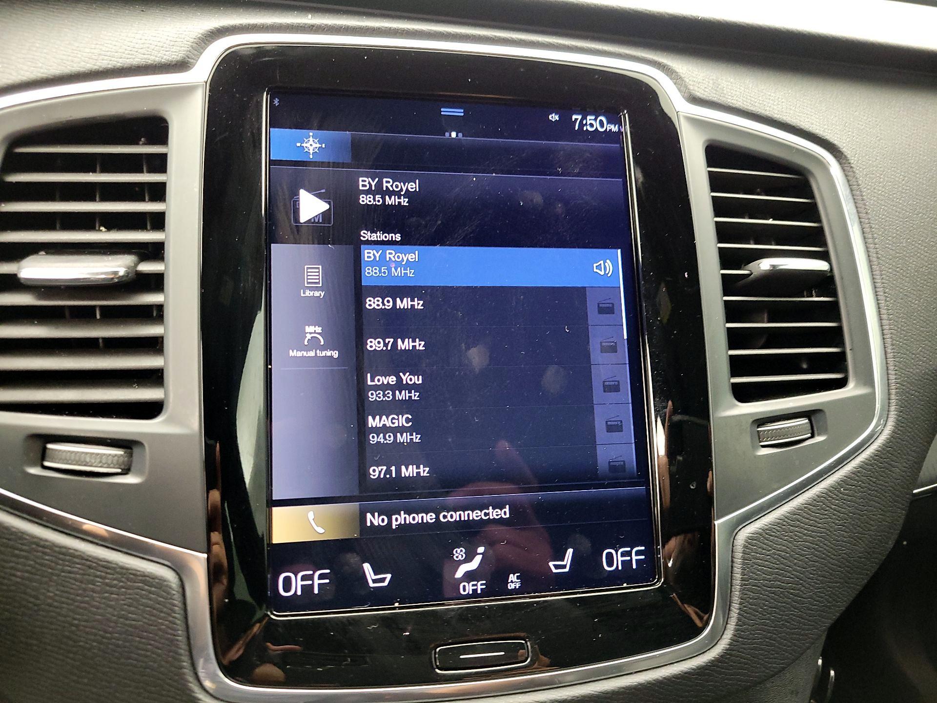 Thumbnail: 2020 Volvo XC90 - 16
