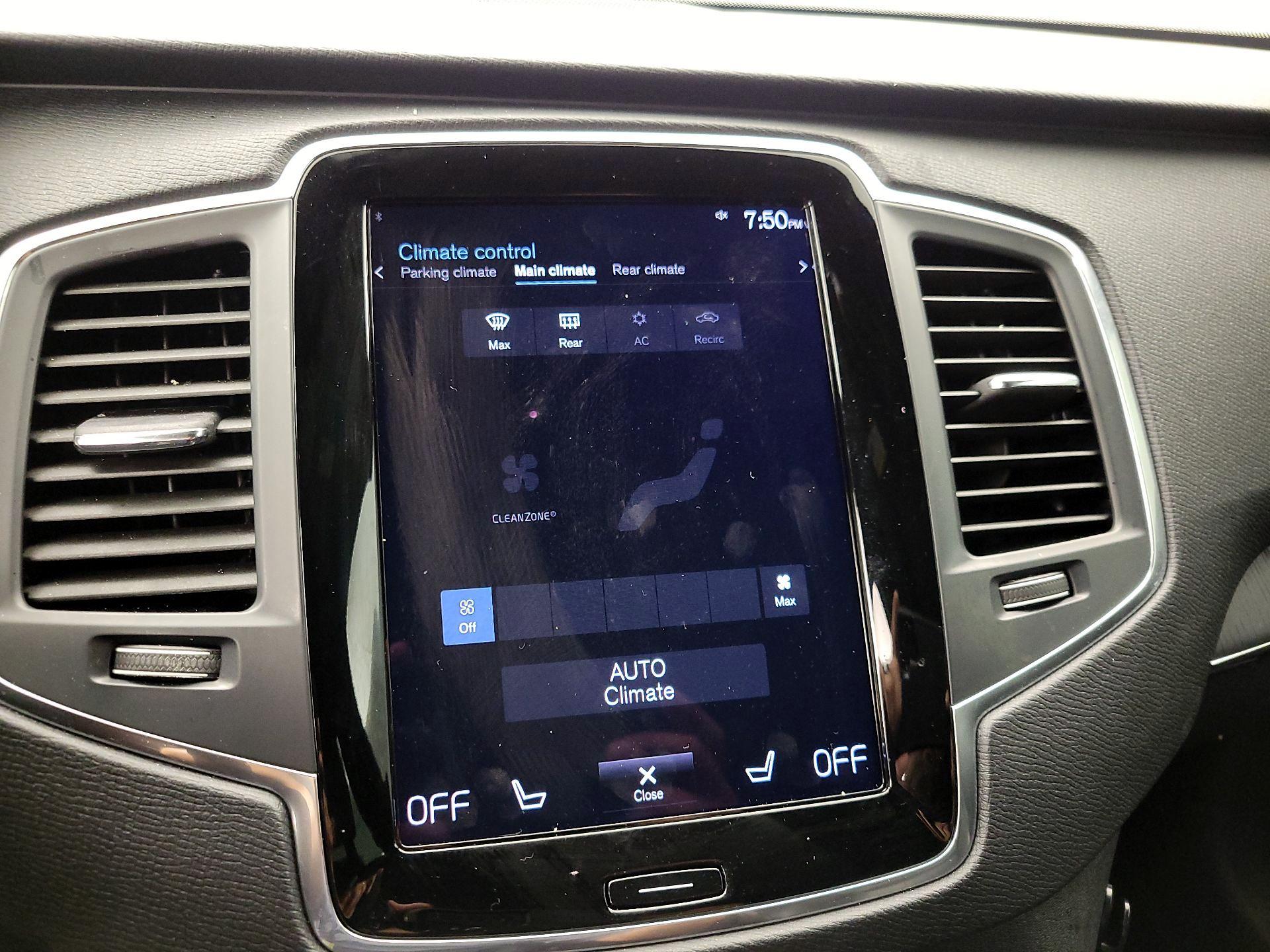 Thumbnail: 2020 Volvo XC90 - 17