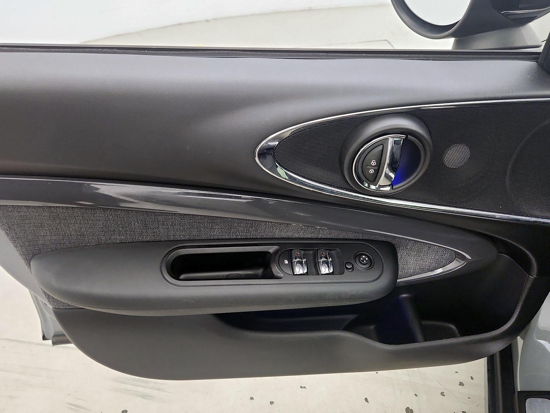 Thumbnail: 2020 MINI Cooper Clubman - 12