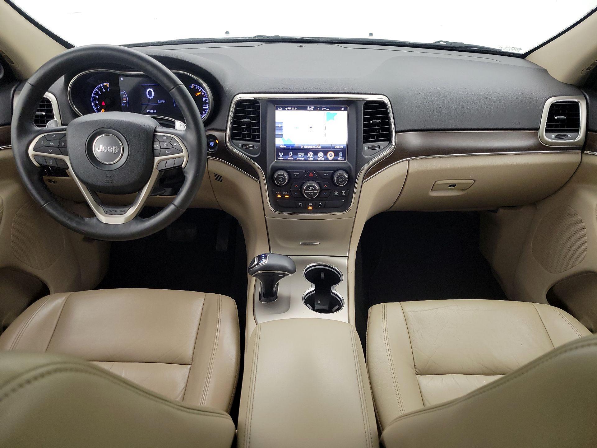 Thumbnail: 2015 Jeep Grand Cherokee - 9