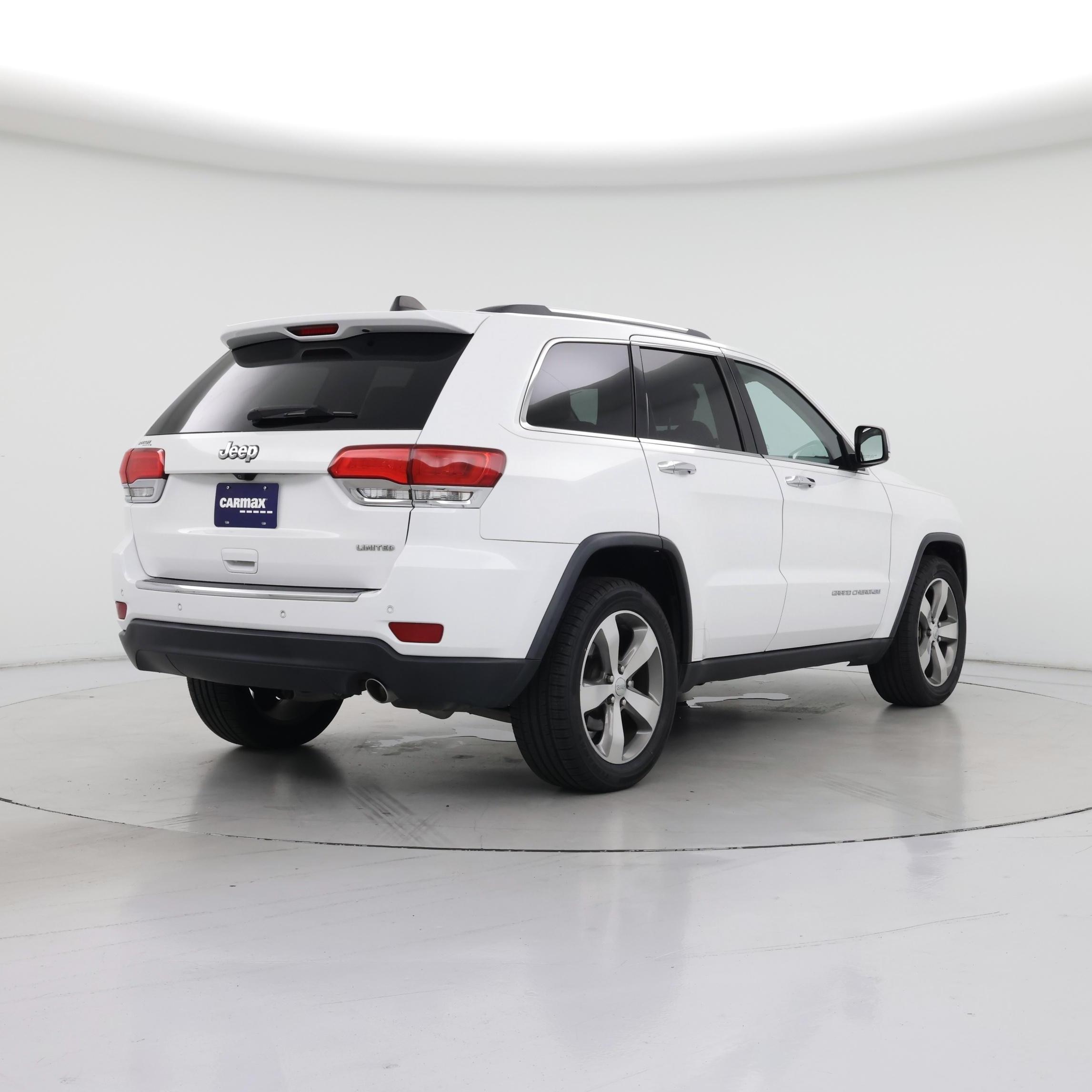Thumbnail: 2015 Jeep Grand Cherokee - 8