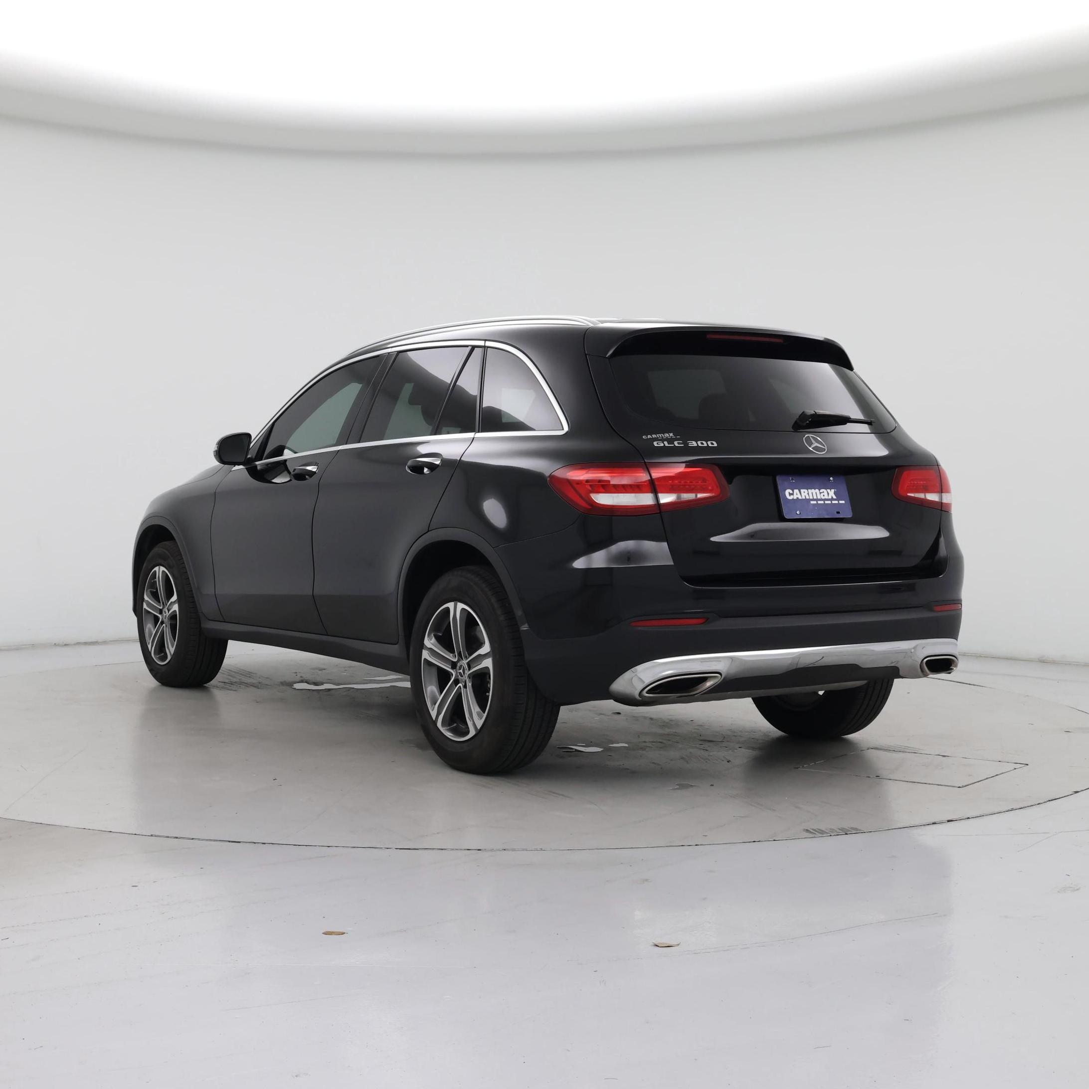 Thumbnail: 2017 Mercedes-Benz GLC - 2