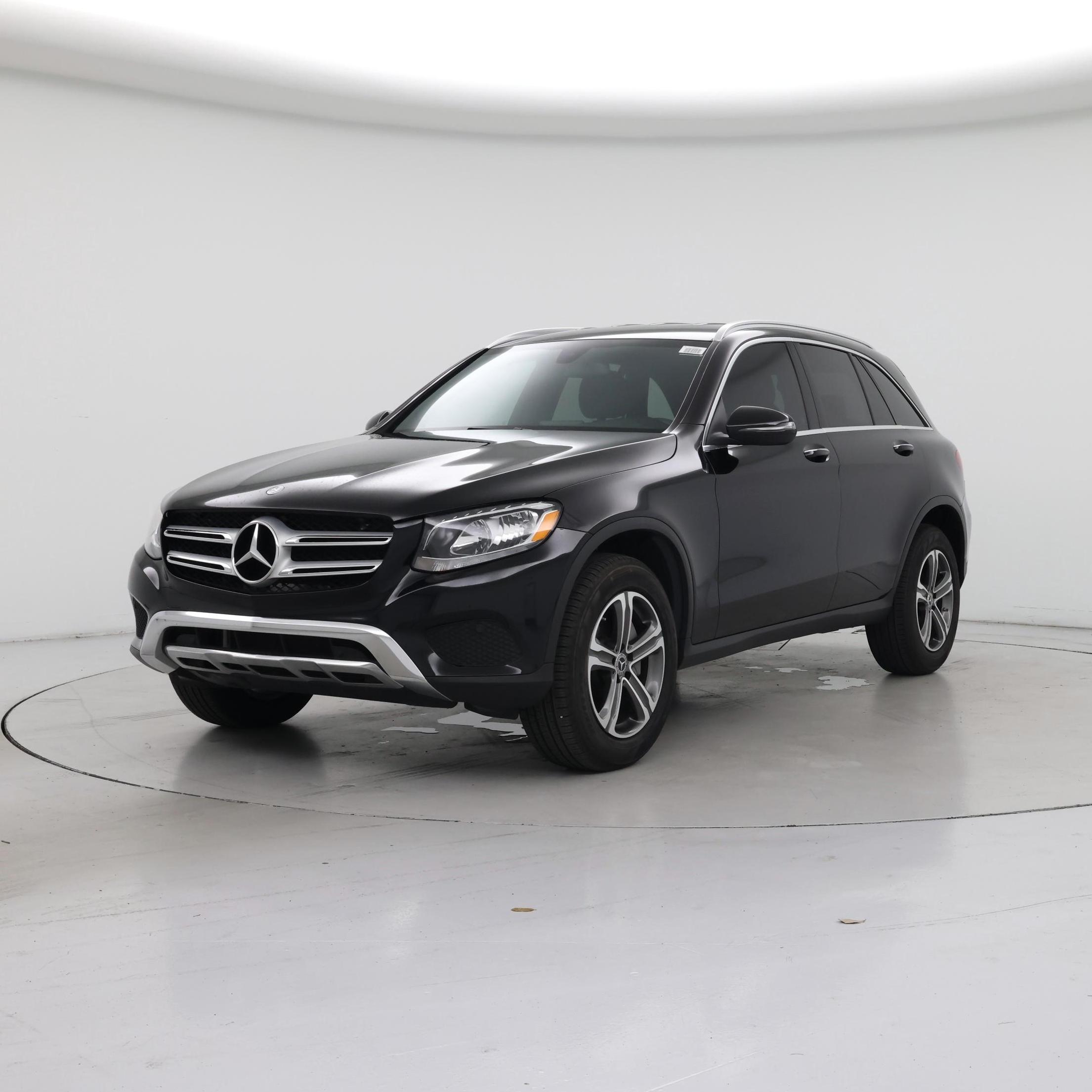 Thumbnail: 2017 Mercedes-Benz GLC - 4