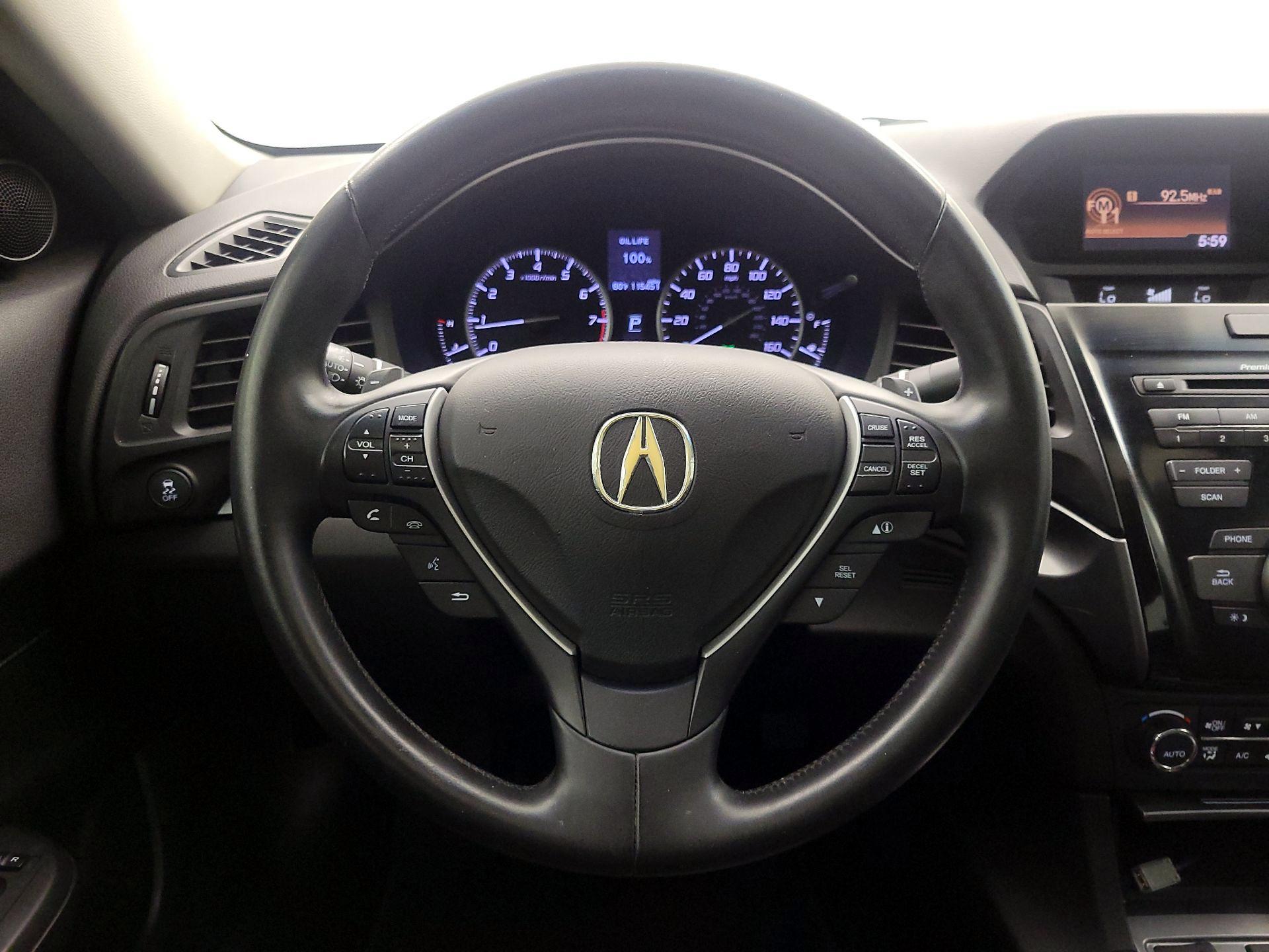 Thumbnail: 2014 Acura ILX - 10
