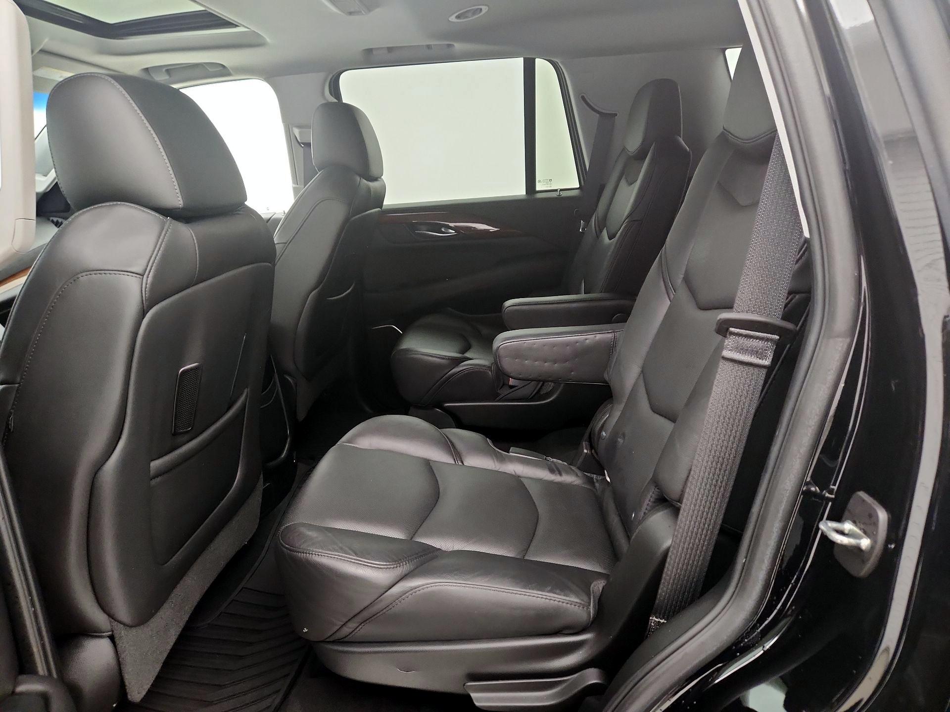 Thumbnail: 2018 Cadillac Escalade - 20