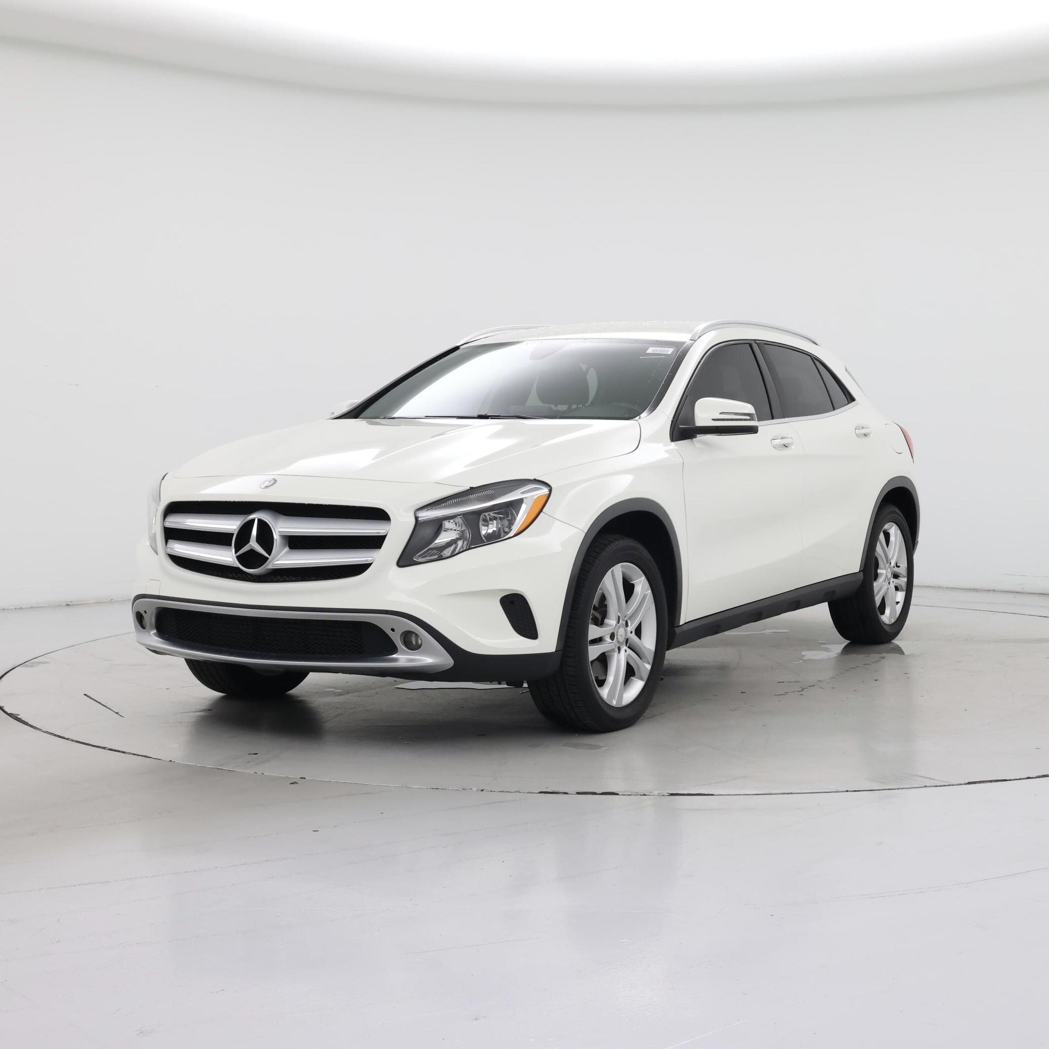 Thumbnail: 2016 Mercedes-Benz GLA - 4