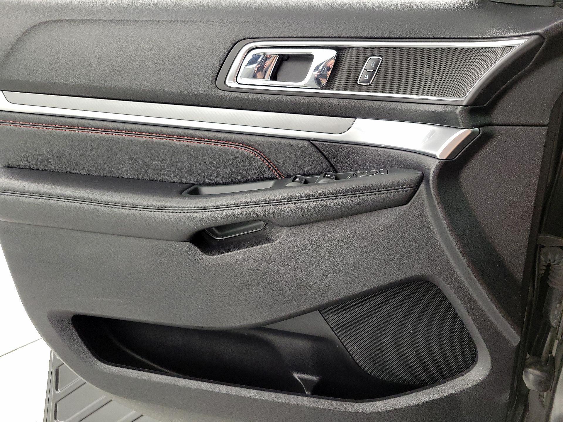 Thumbnail: 2019 Ford Explorer - 12