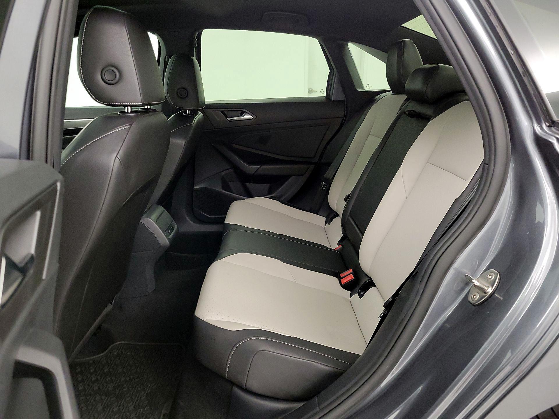 Thumbnail: 2019 Volkswagen Jetta - 20