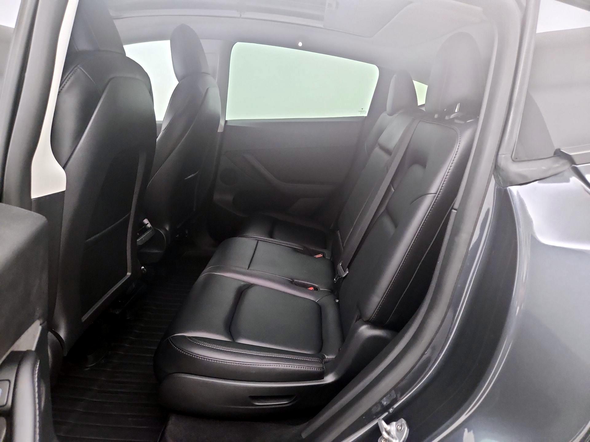 Thumbnail: 2022 Tesla Model Y - 20