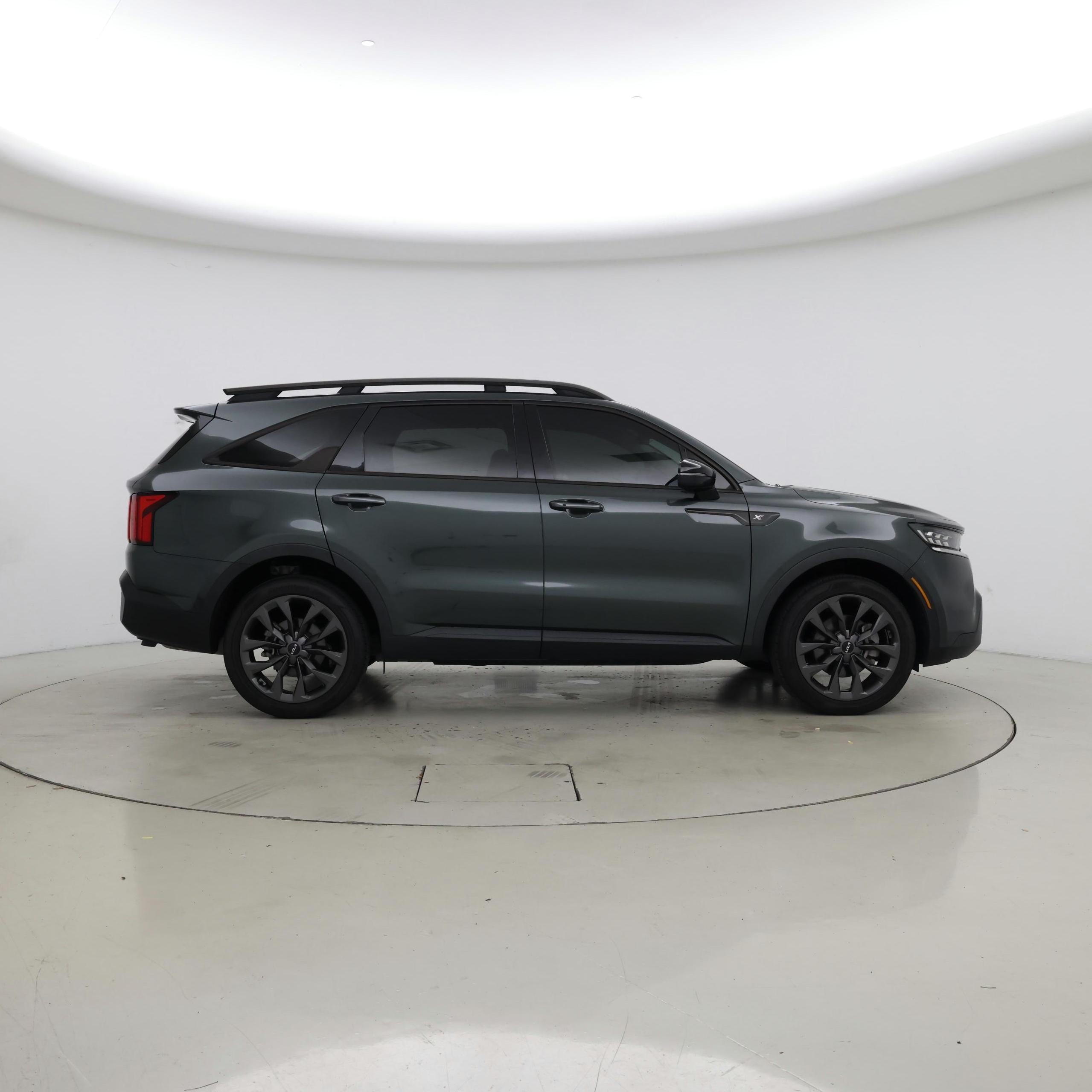 Thumbnail: 2023 Kia Sorento - 7