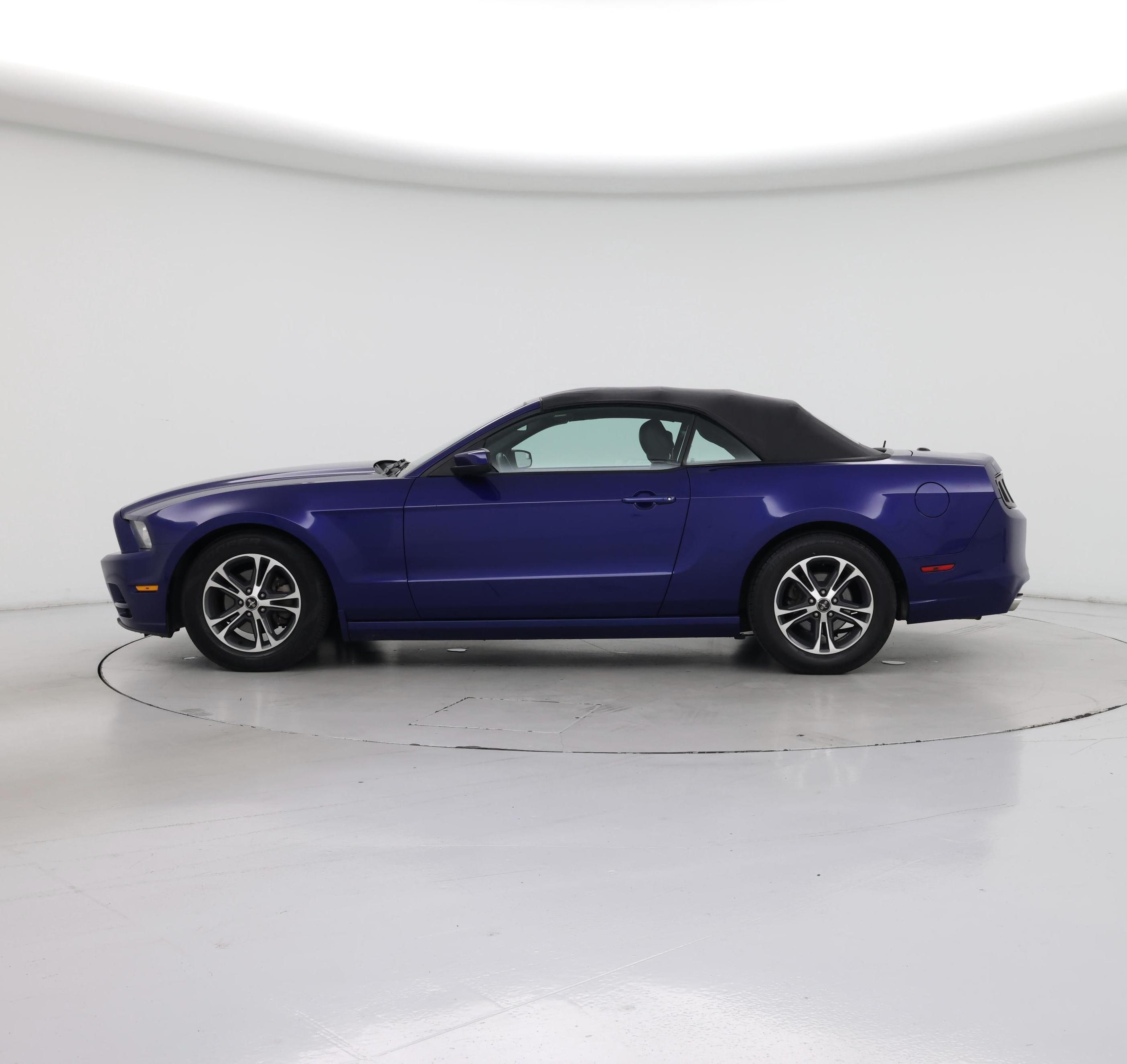 Thumbnail: 2014 Ford Mustang - 3