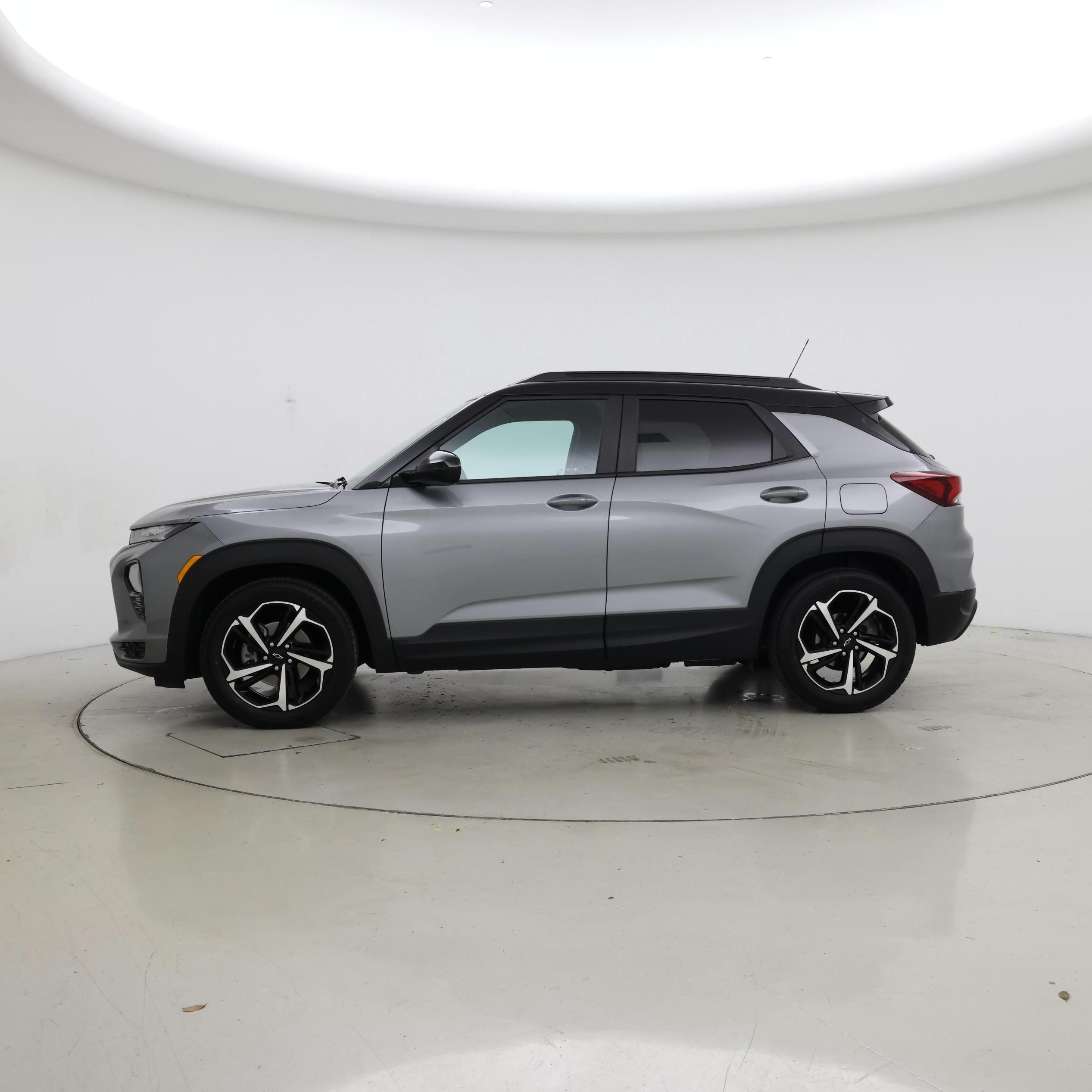 Thumbnail: 2023 Chevrolet TrailBlazer - 3