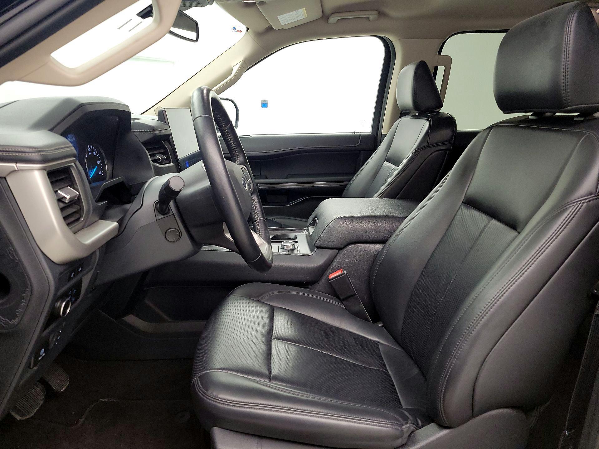 Thumbnail: 2023 Ford Expedition - 11