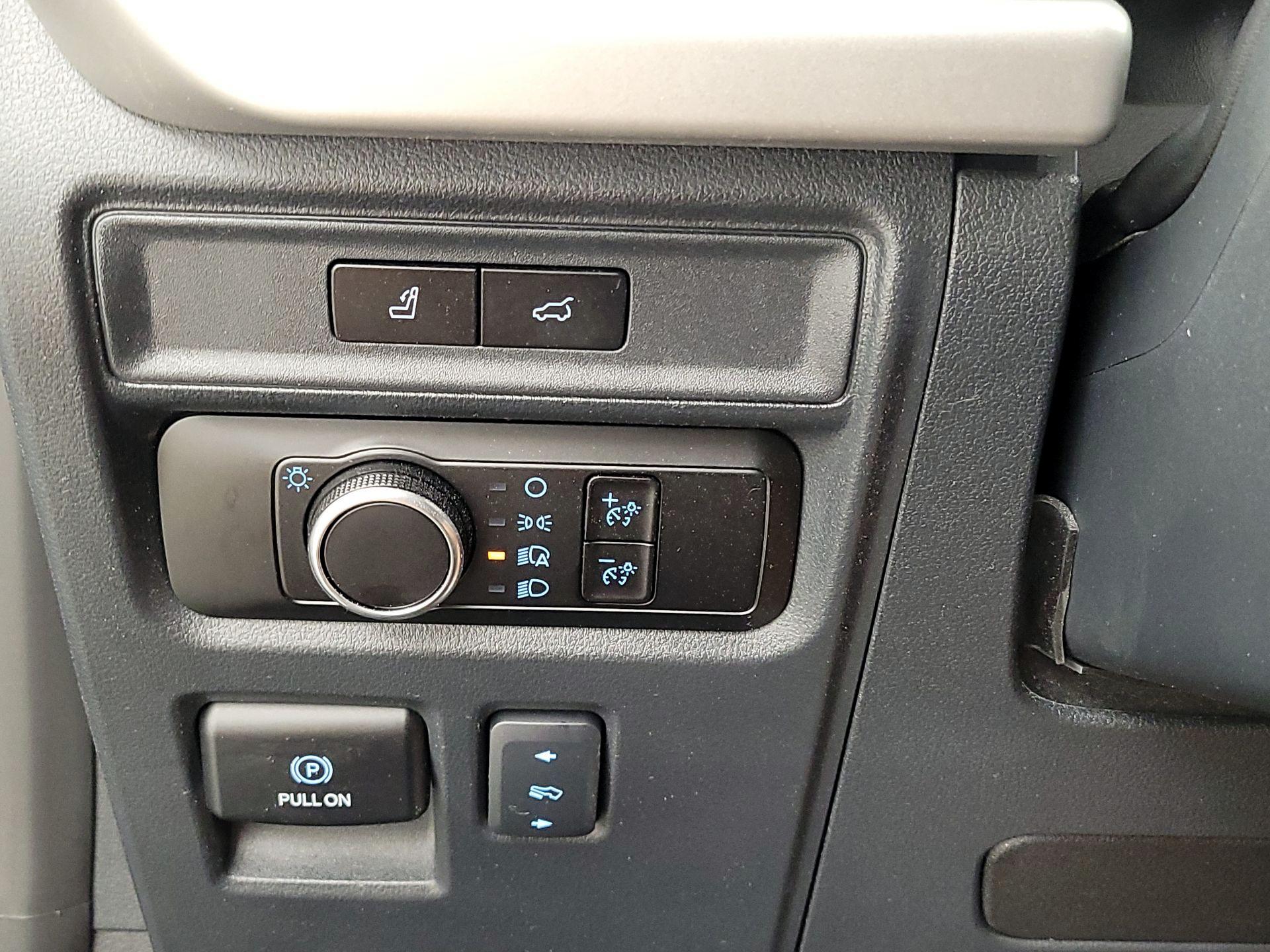 Thumbnail: 2023 Ford Expedition - 13