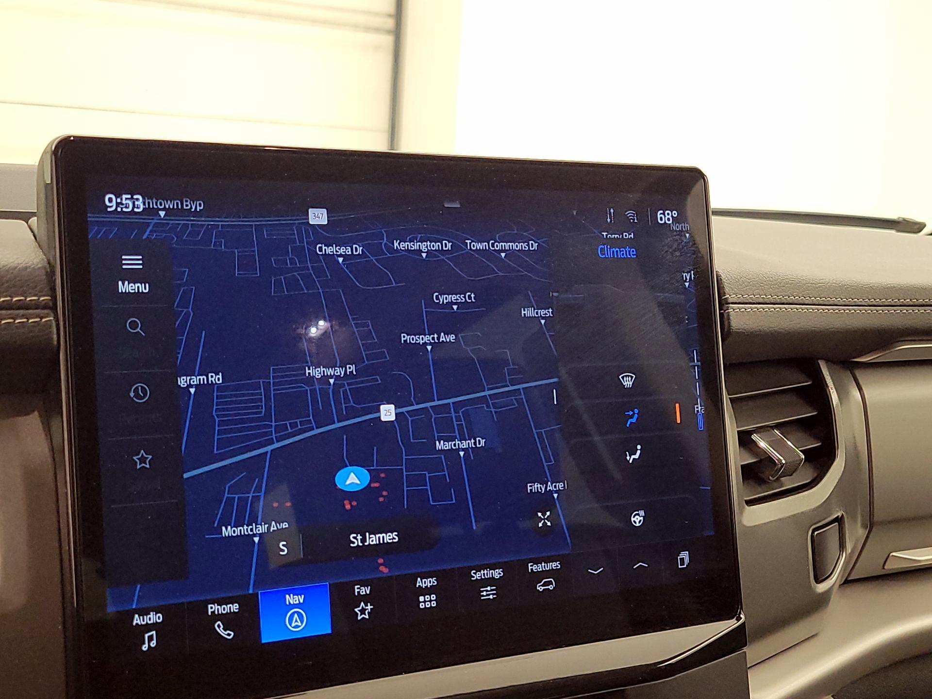 Thumbnail: 2023 Ford Expedition - 14