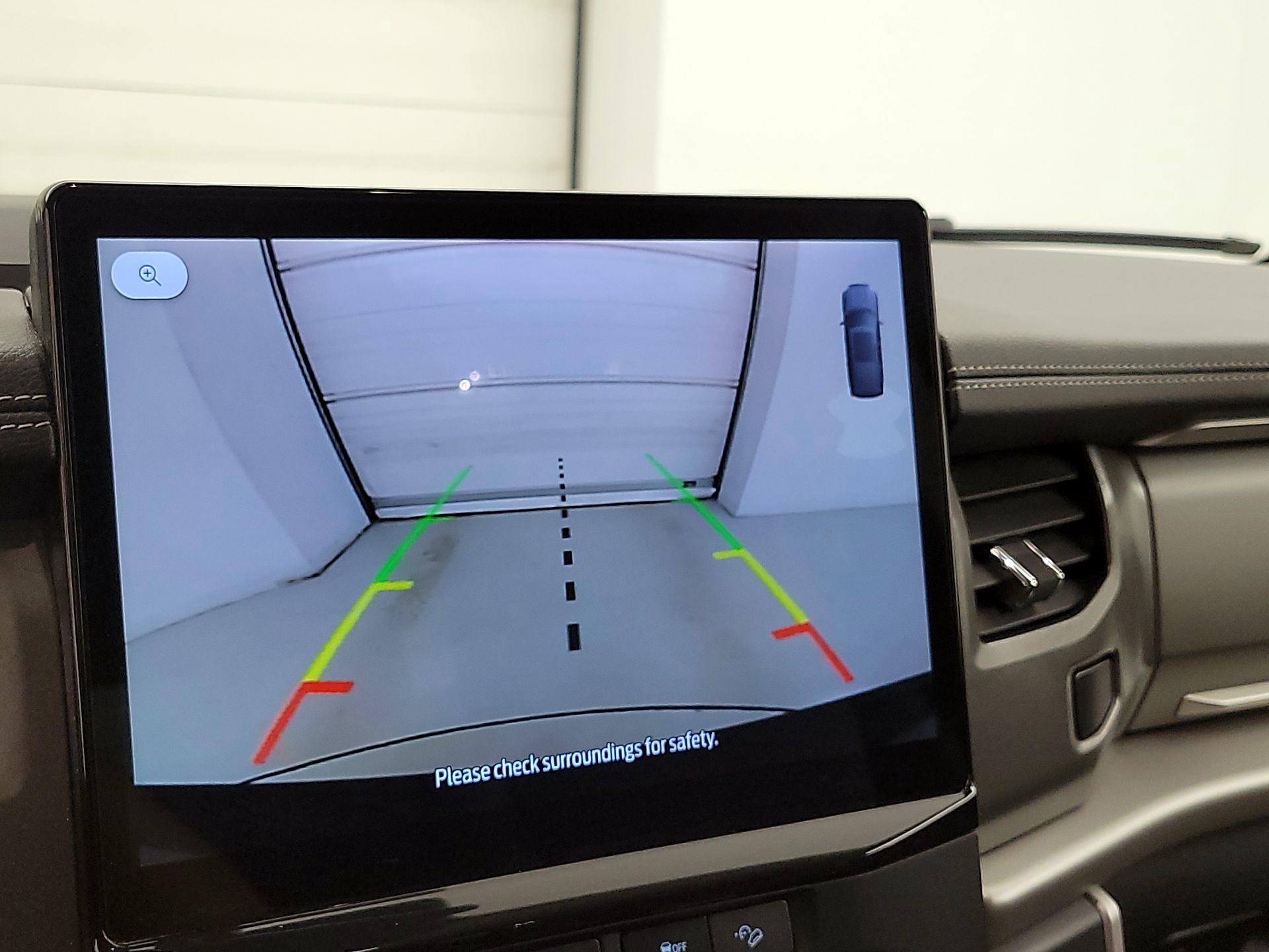 Thumbnail: 2023 Ford Expedition - 15