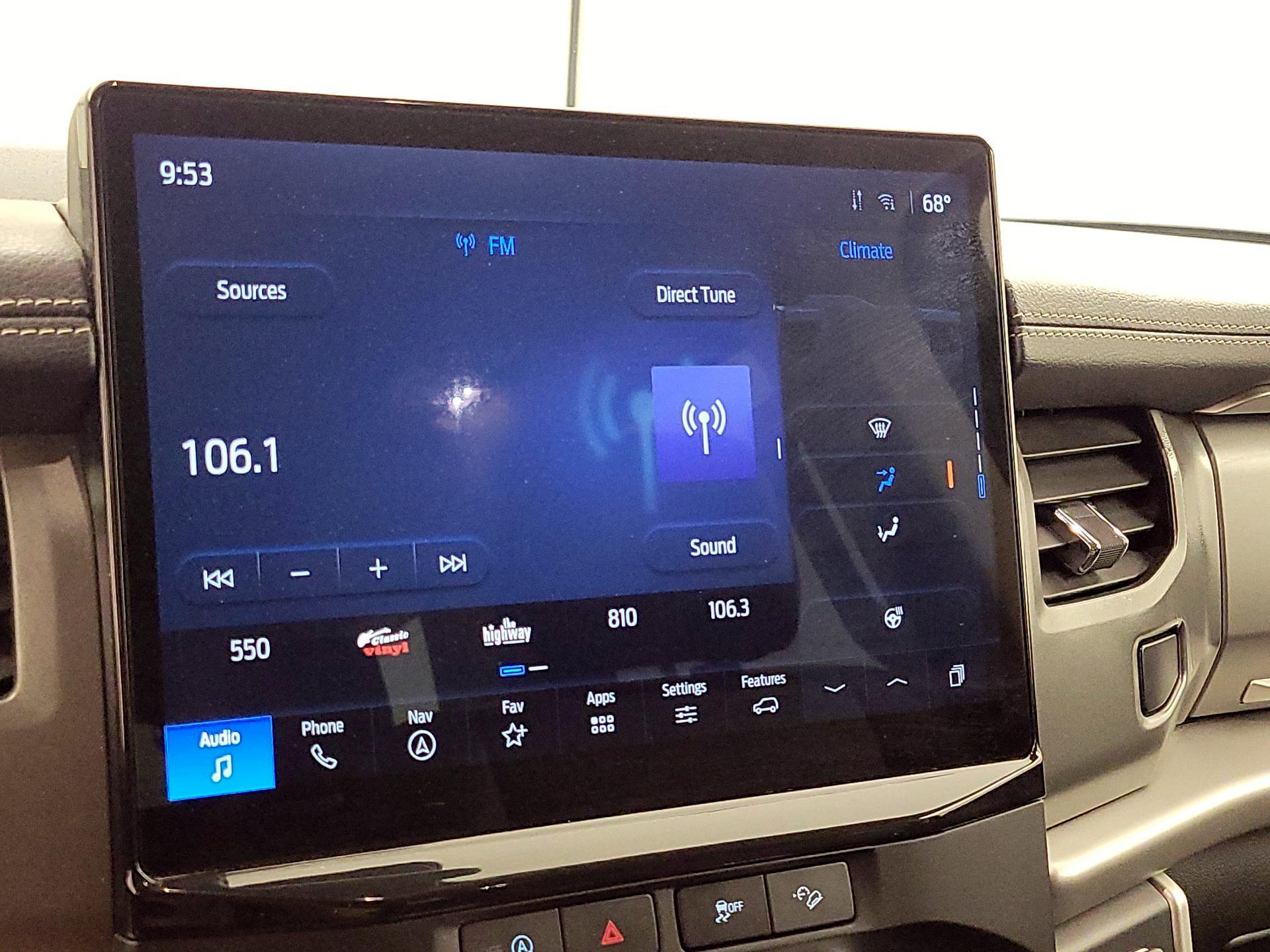 Thumbnail: 2023 Ford Expedition - 16