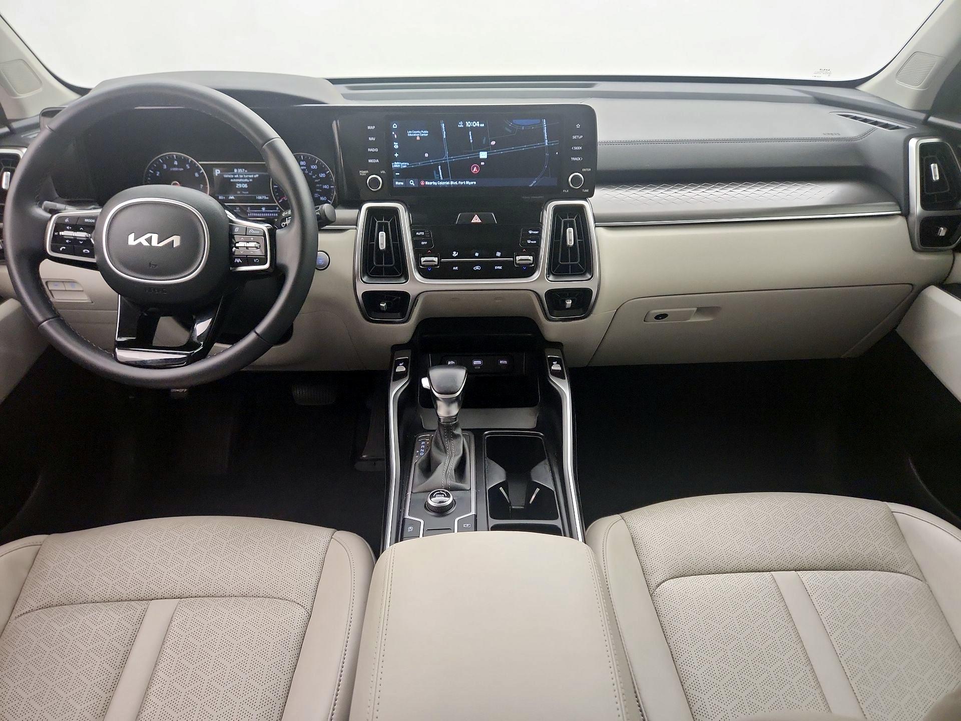 Thumbnail: 2022 Kia Sorento - 9