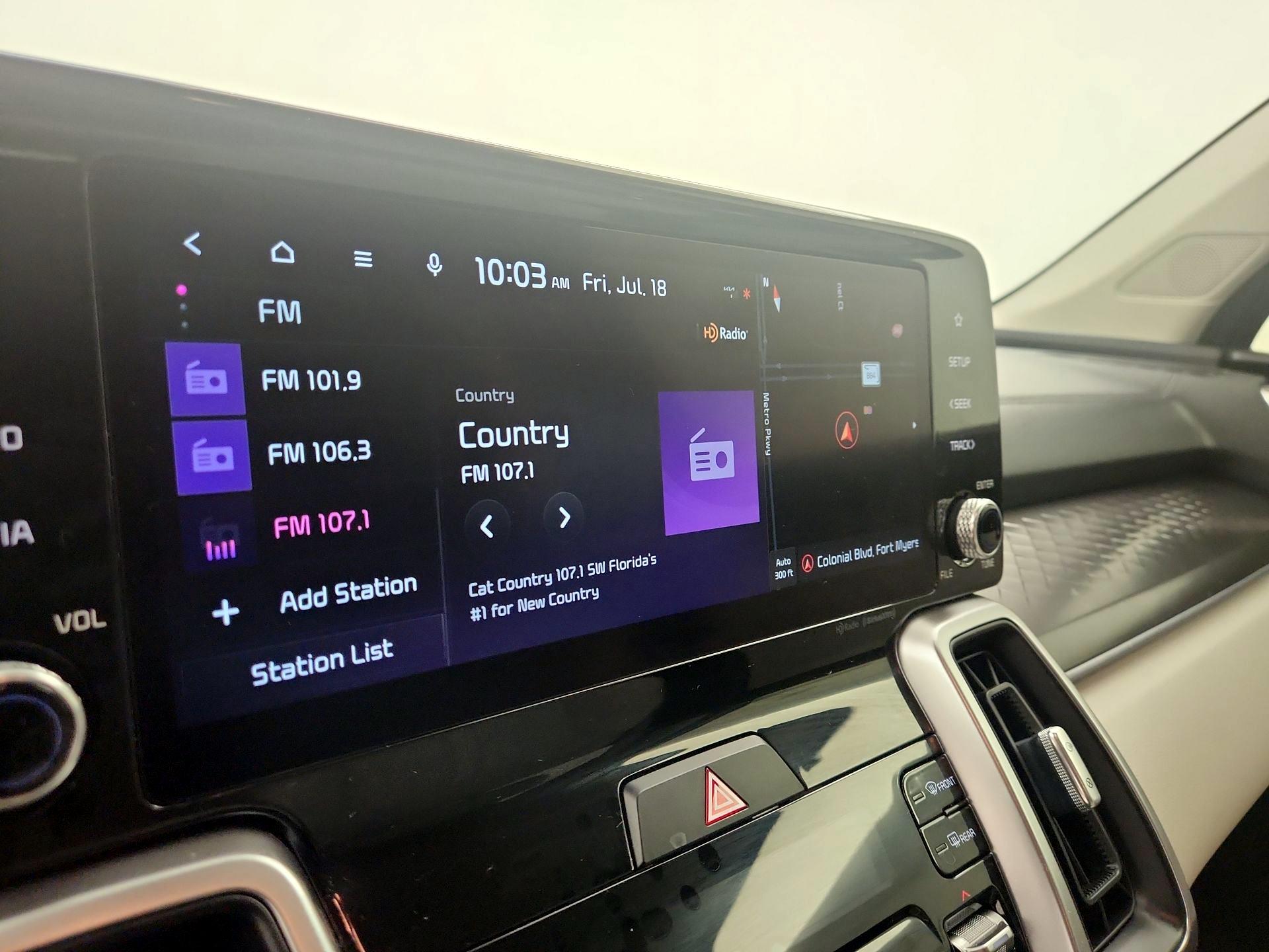 Thumbnail: 2022 Kia Sorento - 16
