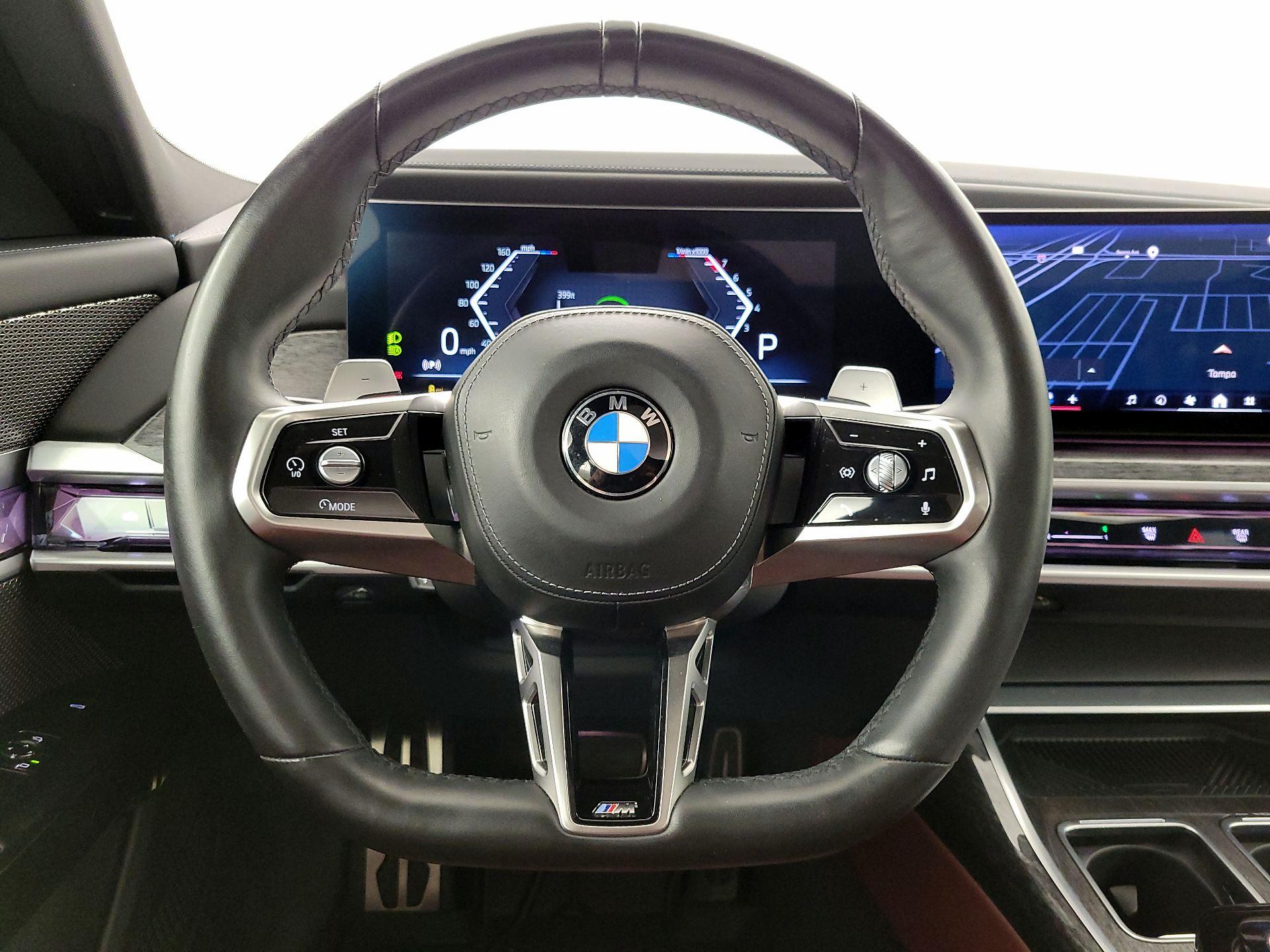 Thumbnail: 2023 BMW 7 Series - 10