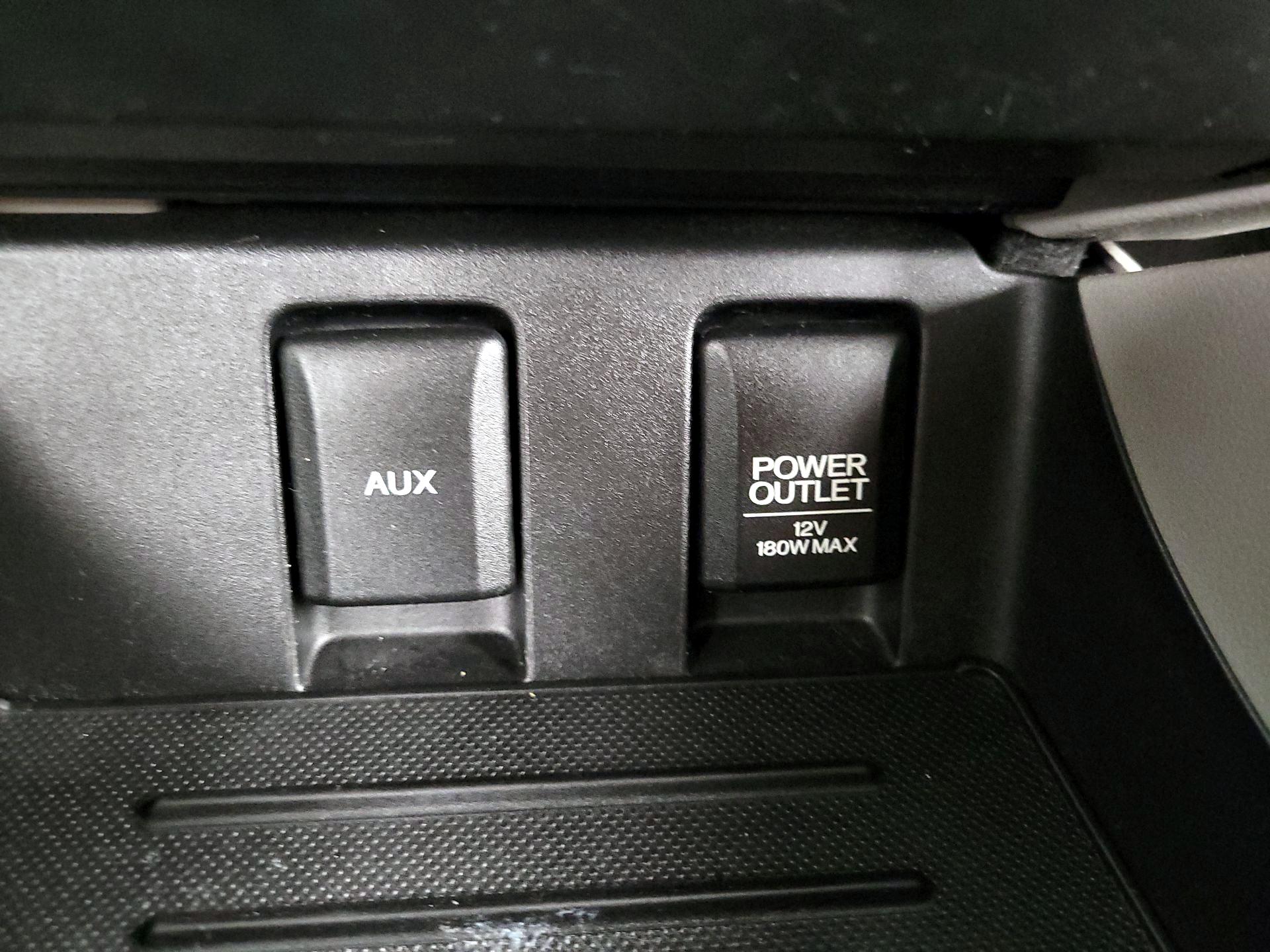 Thumbnail: 2014 Honda Civic - 18