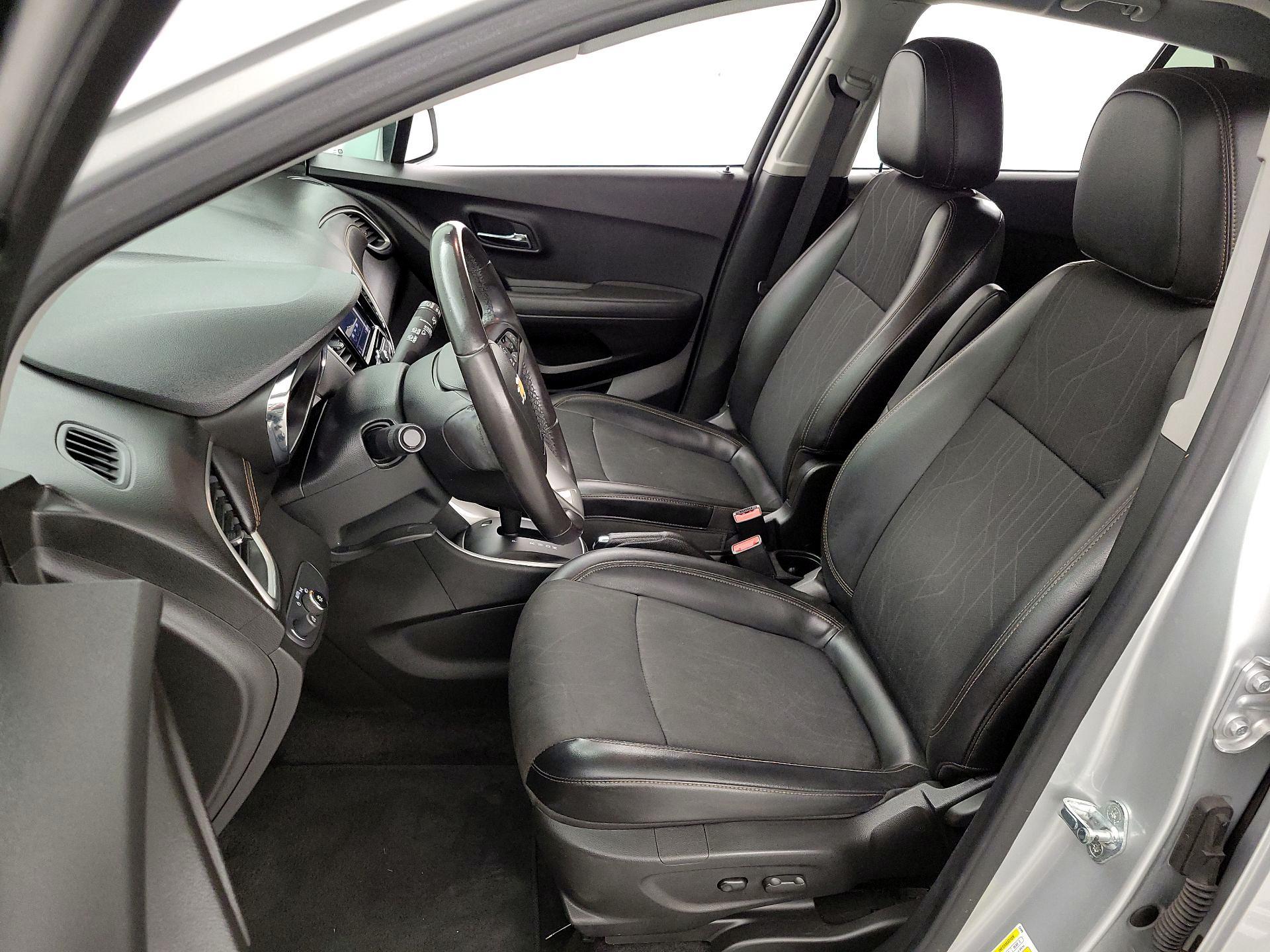 Thumbnail: 2020 Chevrolet Trax - 11