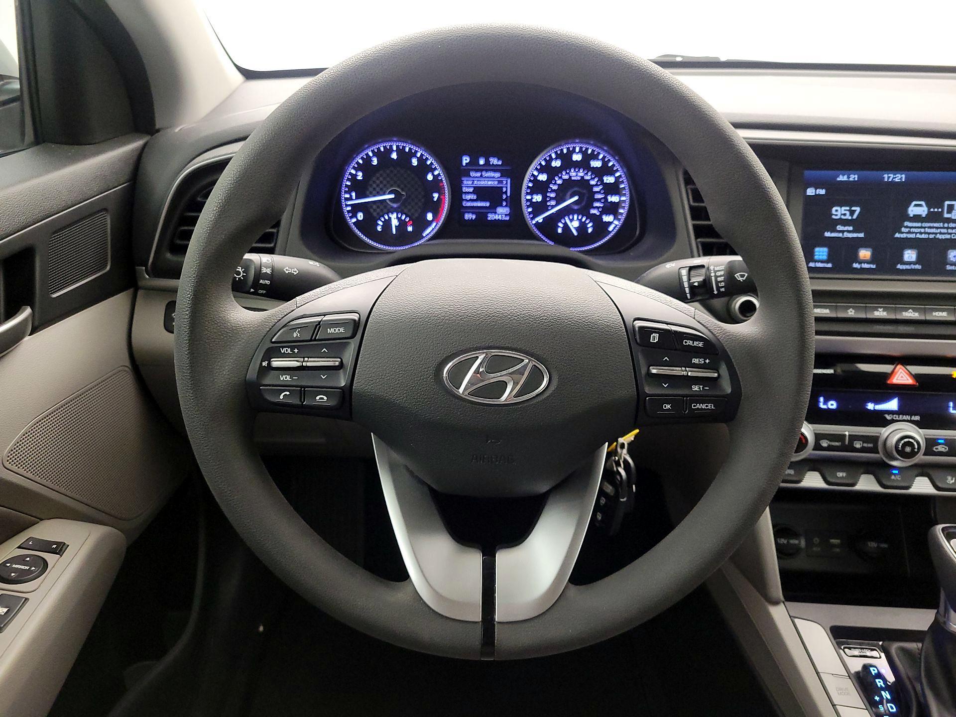Thumbnail: 2020 Hyundai Elantra - 10