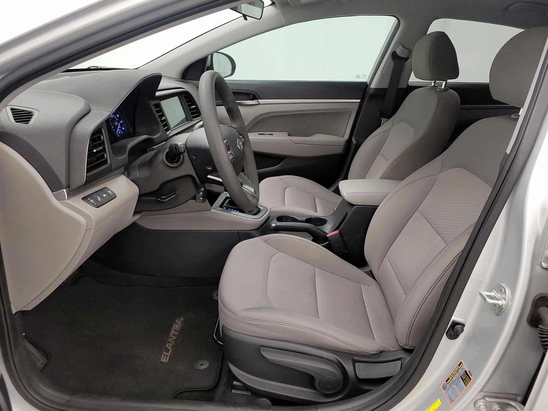 Thumbnail: 2020 Hyundai Elantra - 11