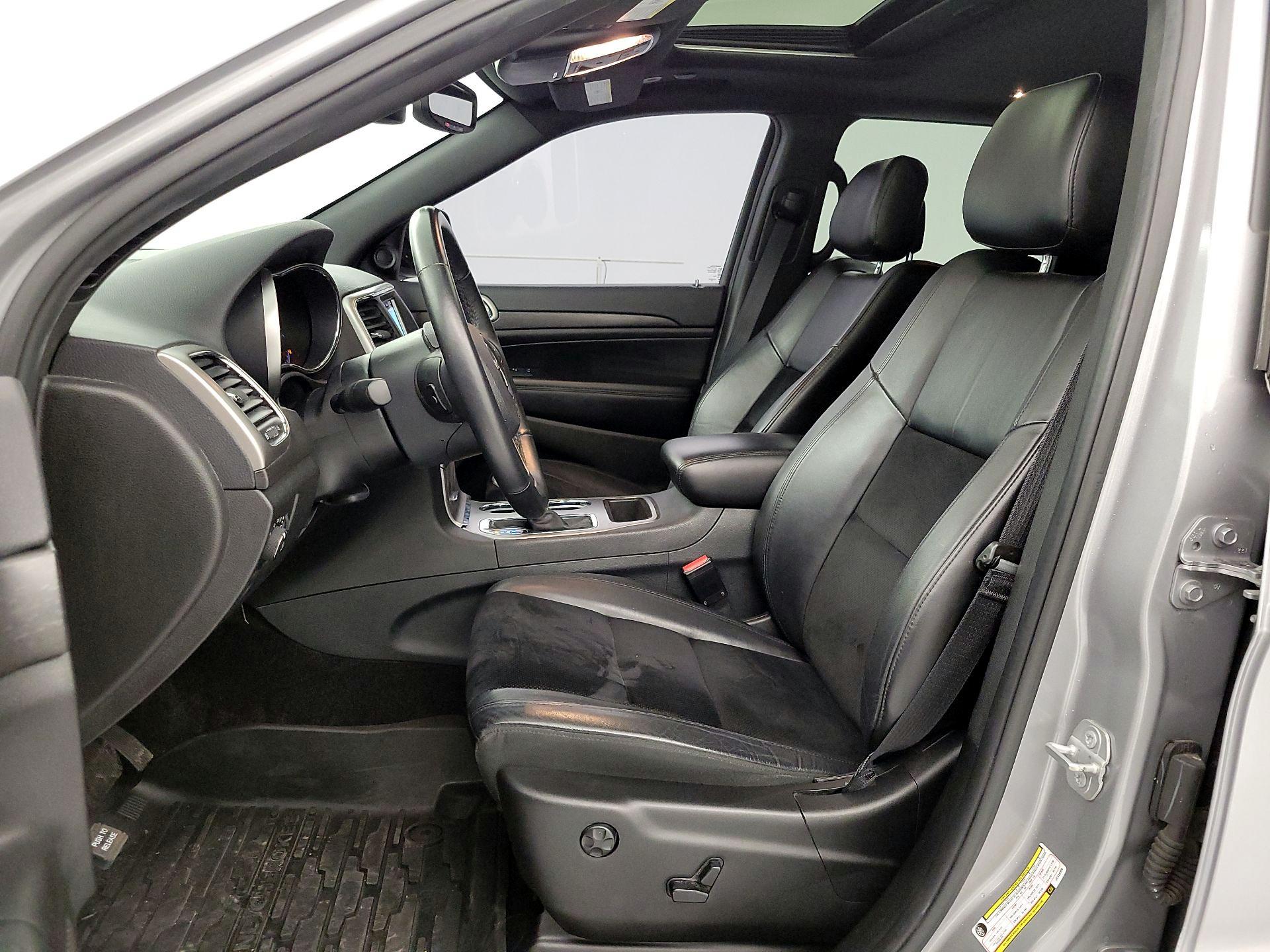 Thumbnail: 2018 Jeep Grand Cherokee - 9