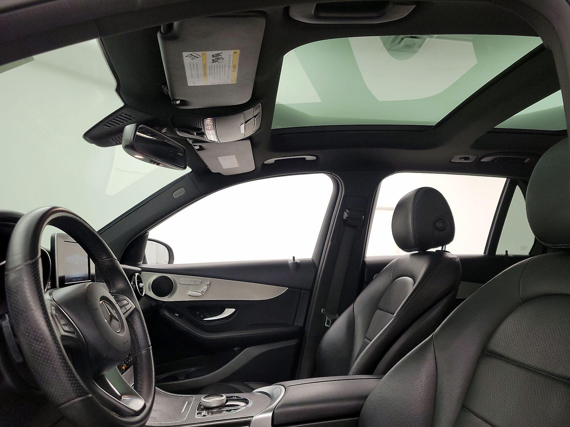 Thumbnail: 2019 Mercedes-Benz GLC - 18