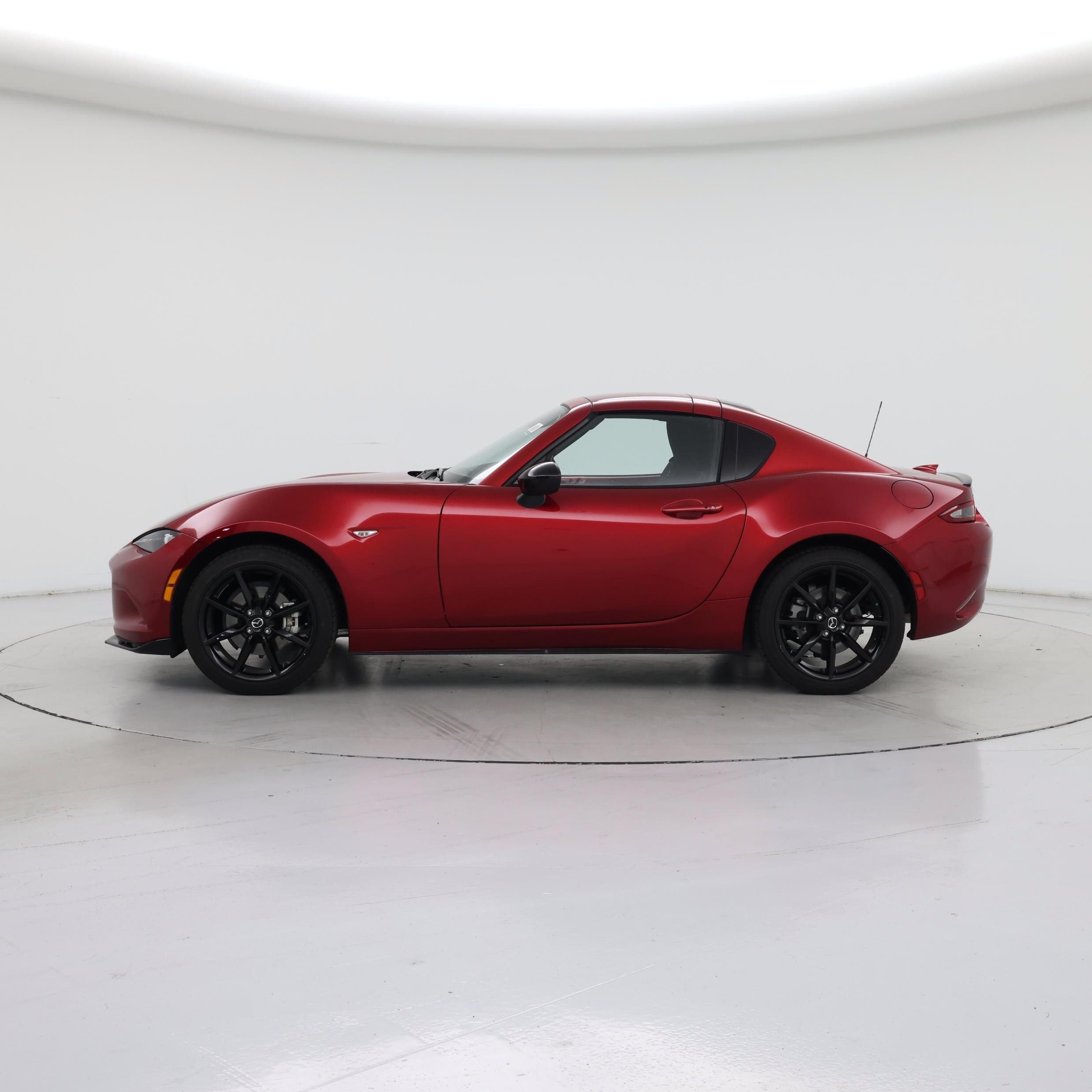 Thumbnail: 2021 Mazda MX-5 Miata - 3