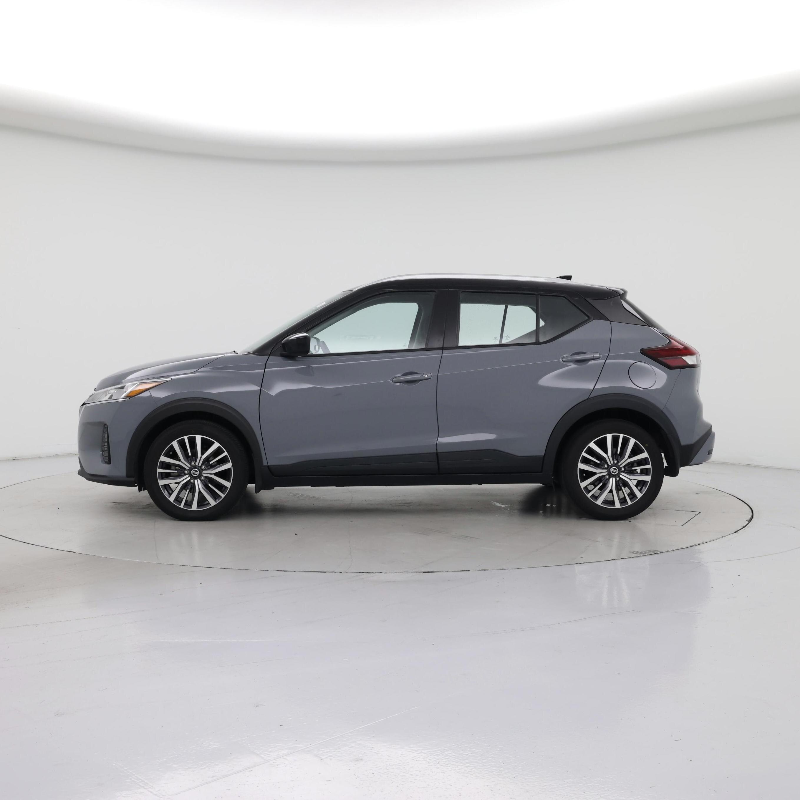 Thumbnail: 2021 Nissan Kicks - 3