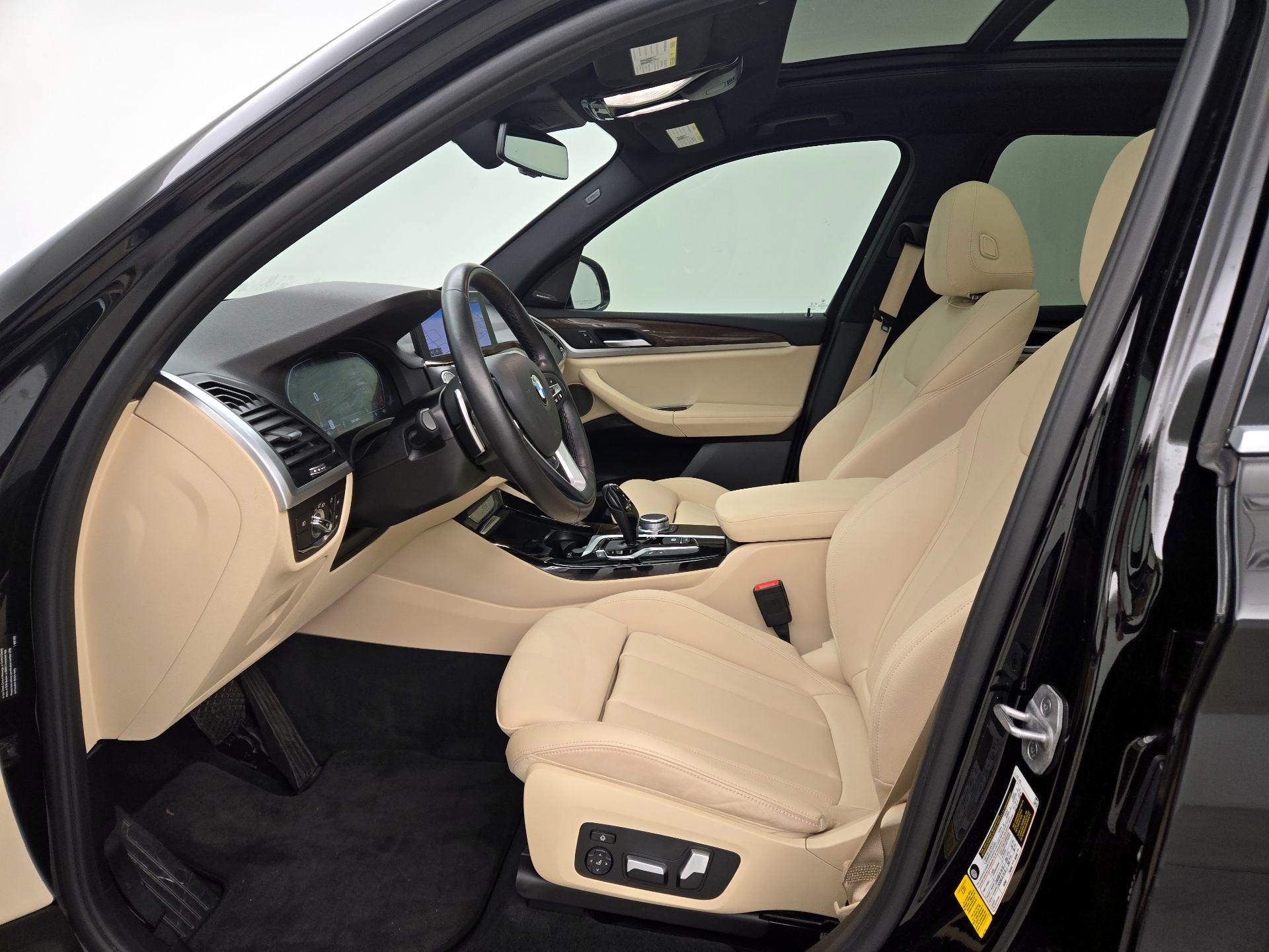 Thumbnail: 2021 BMW X3 - 11