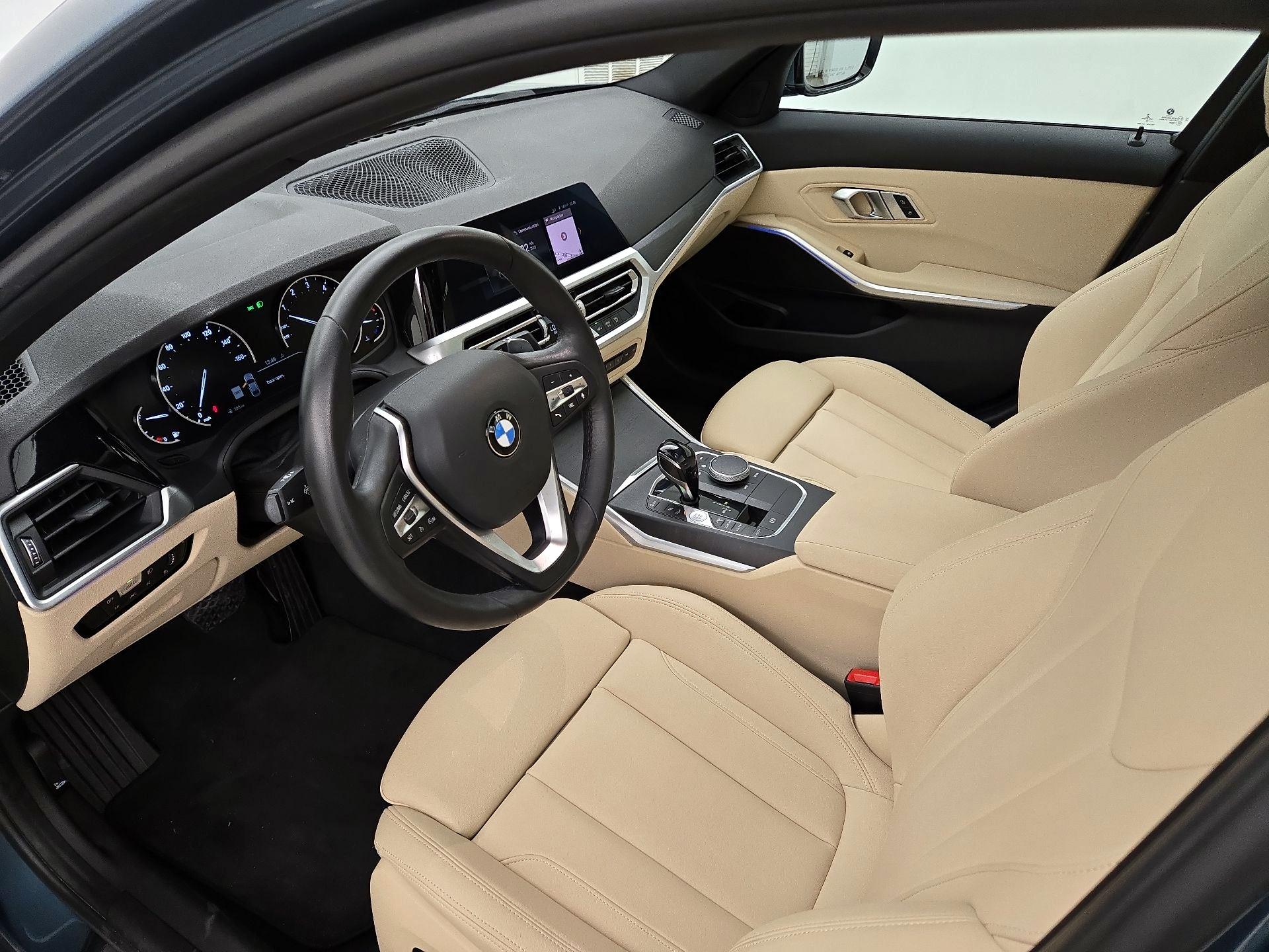 Thumbnail: 2020 BMW 3 Series - 11