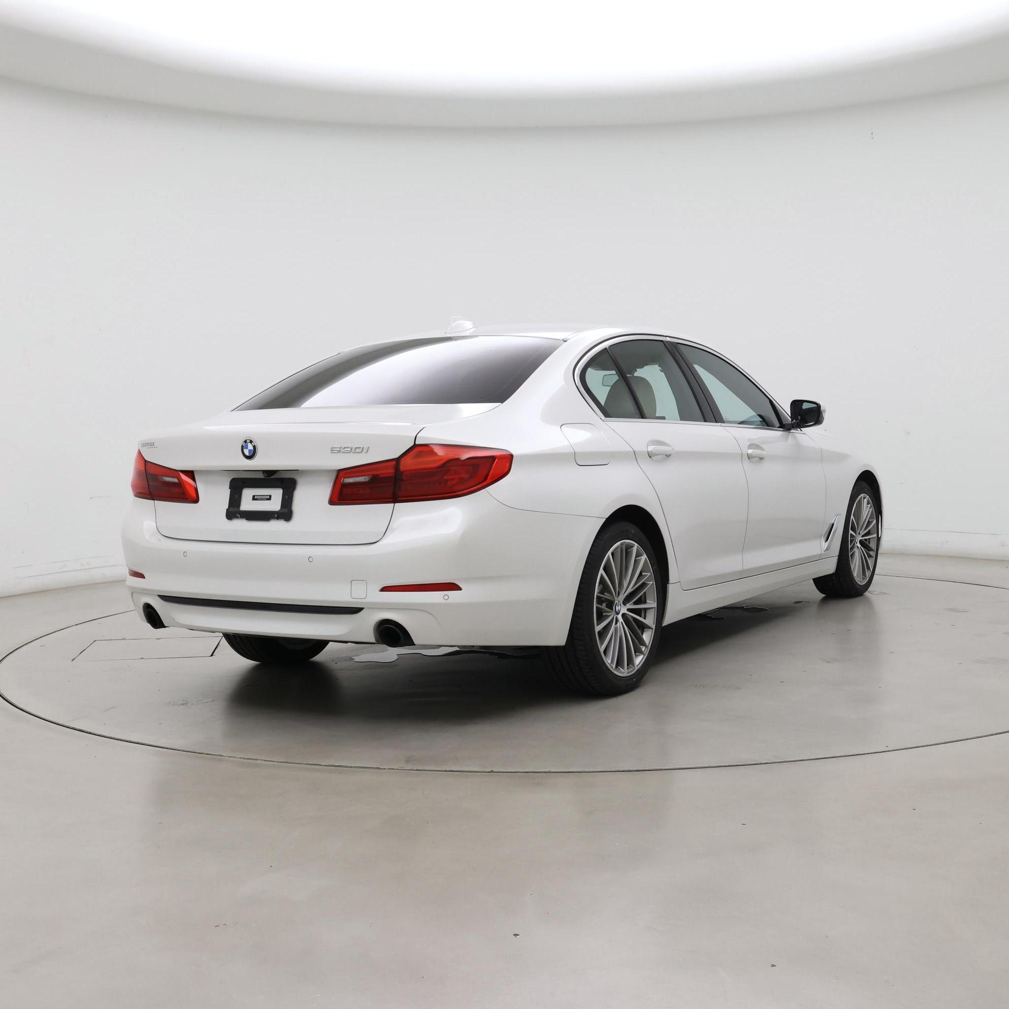 Thumbnail: 2020 BMW 5 Series - 8