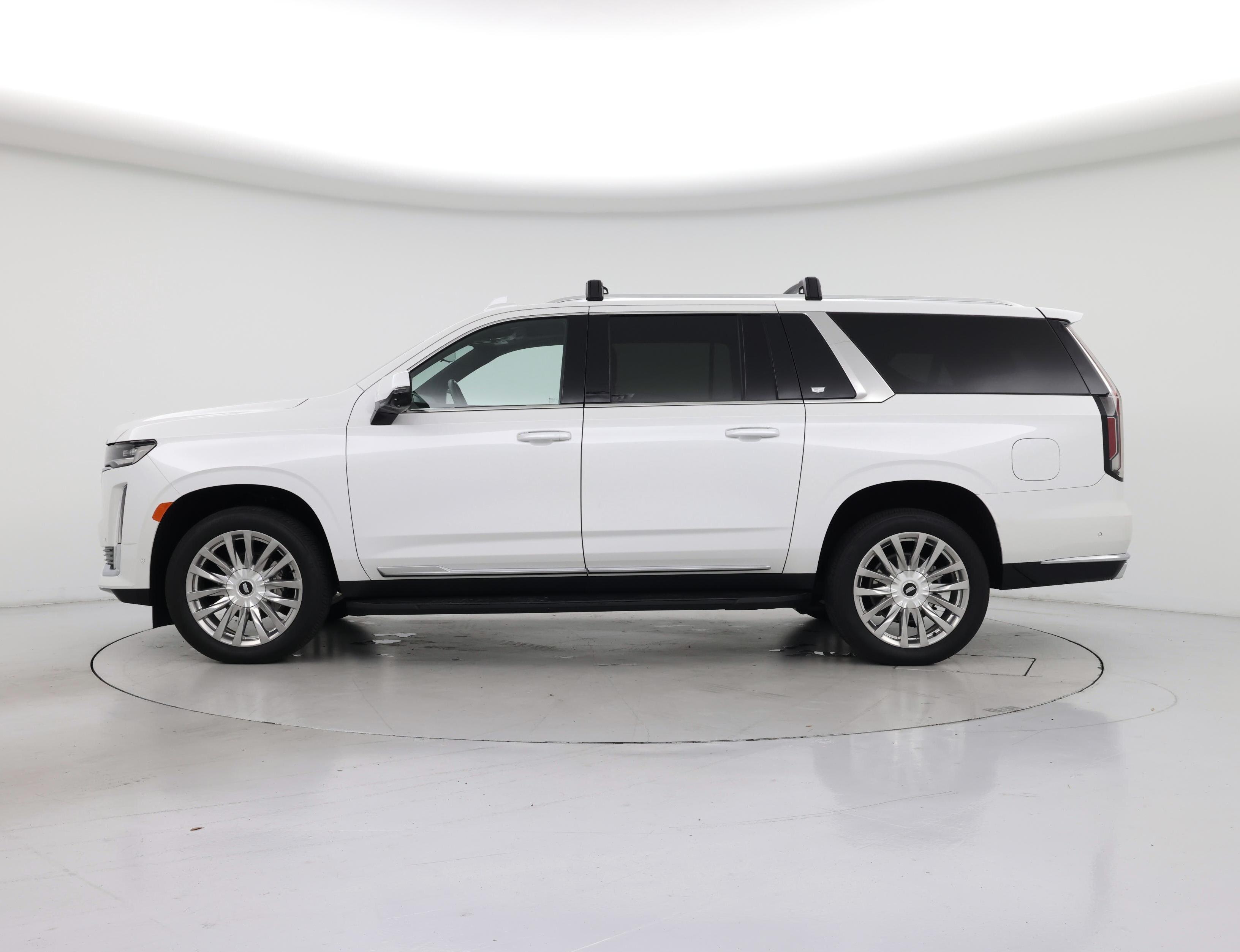 Thumbnail: 2024 Cadillac Escalade - 3