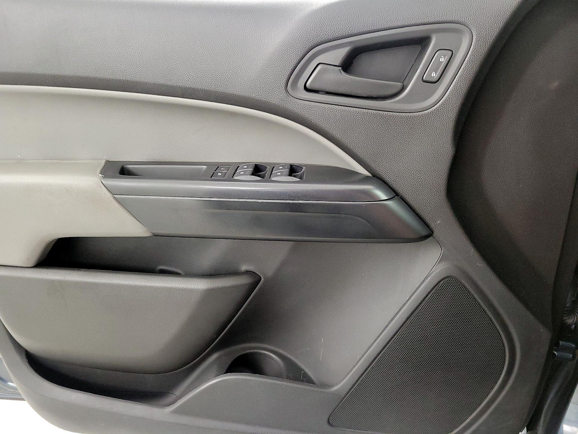 Thumbnail: 2019 Chevrolet Colorado - 13