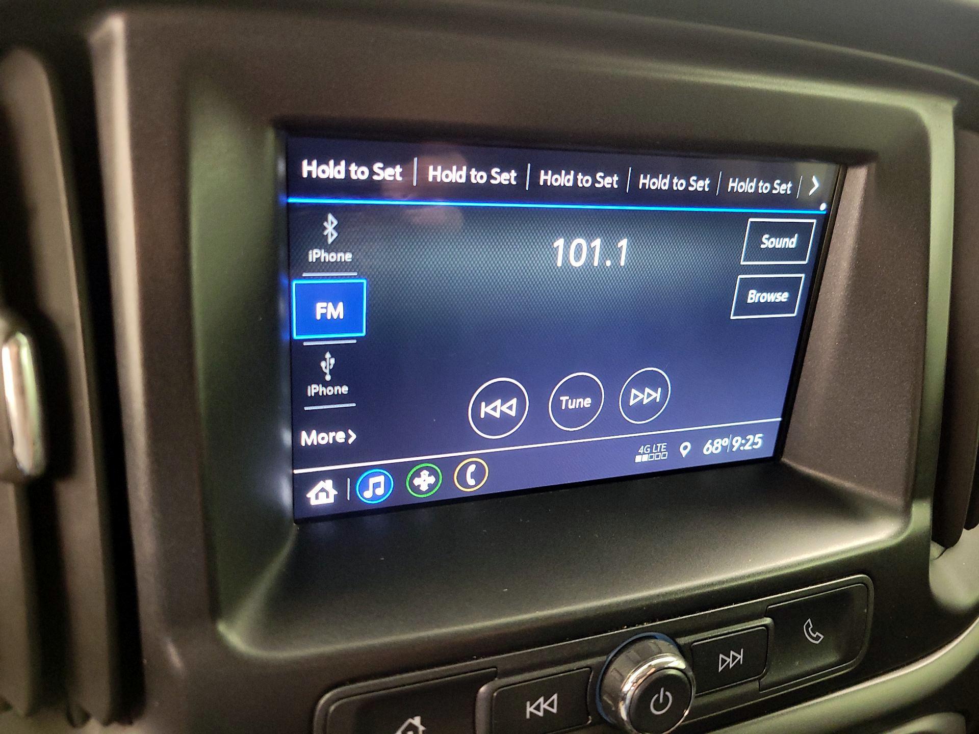 Thumbnail: 2019 Chevrolet Colorado - 16