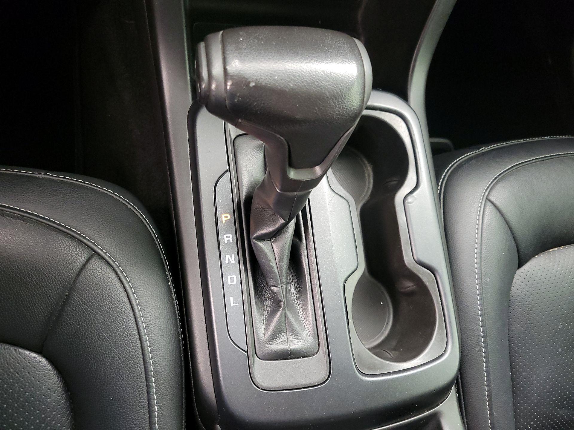 Thumbnail: 2019 Chevrolet Colorado - 18
