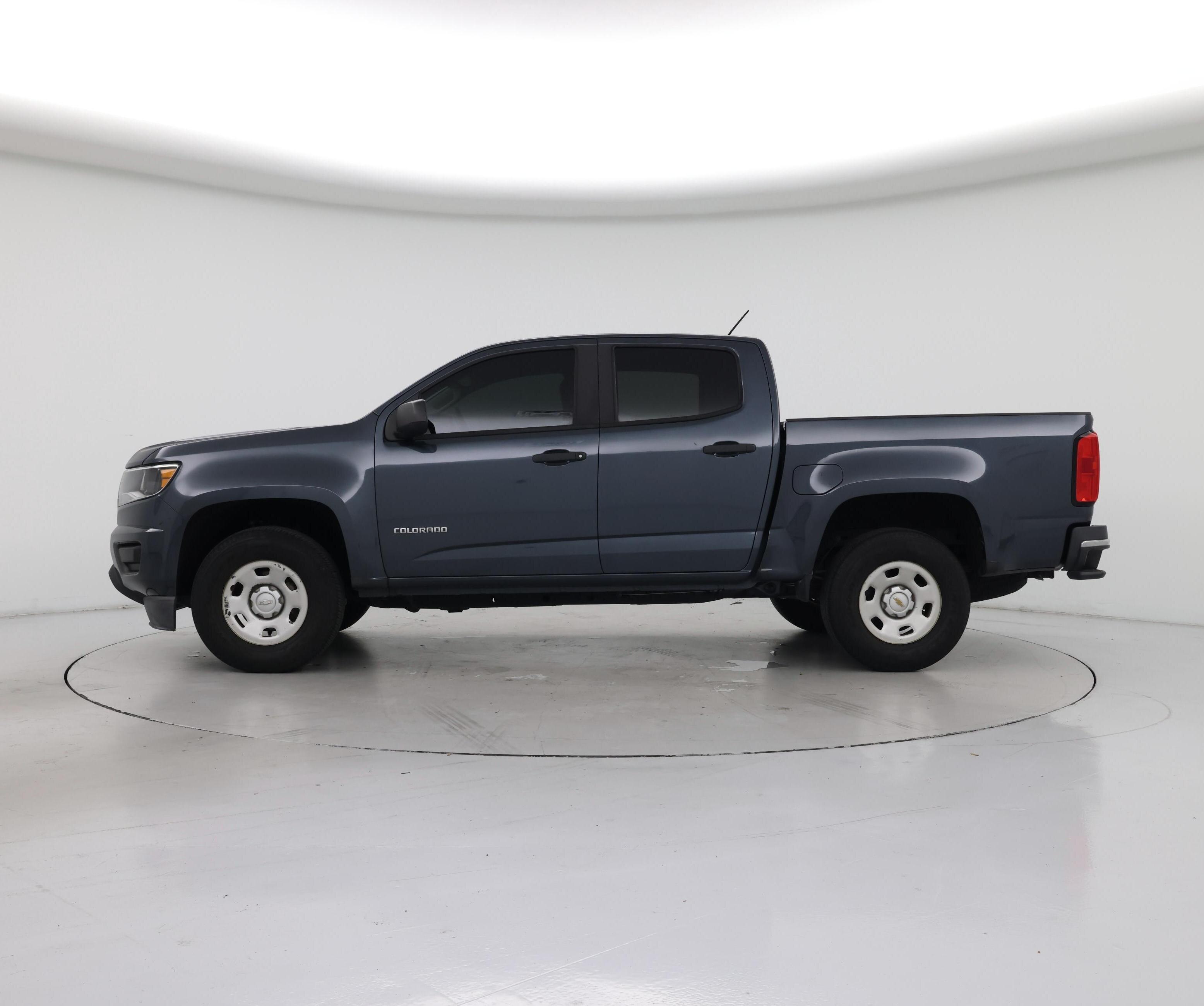 Thumbnail: 2019 Chevrolet Colorado - 3
