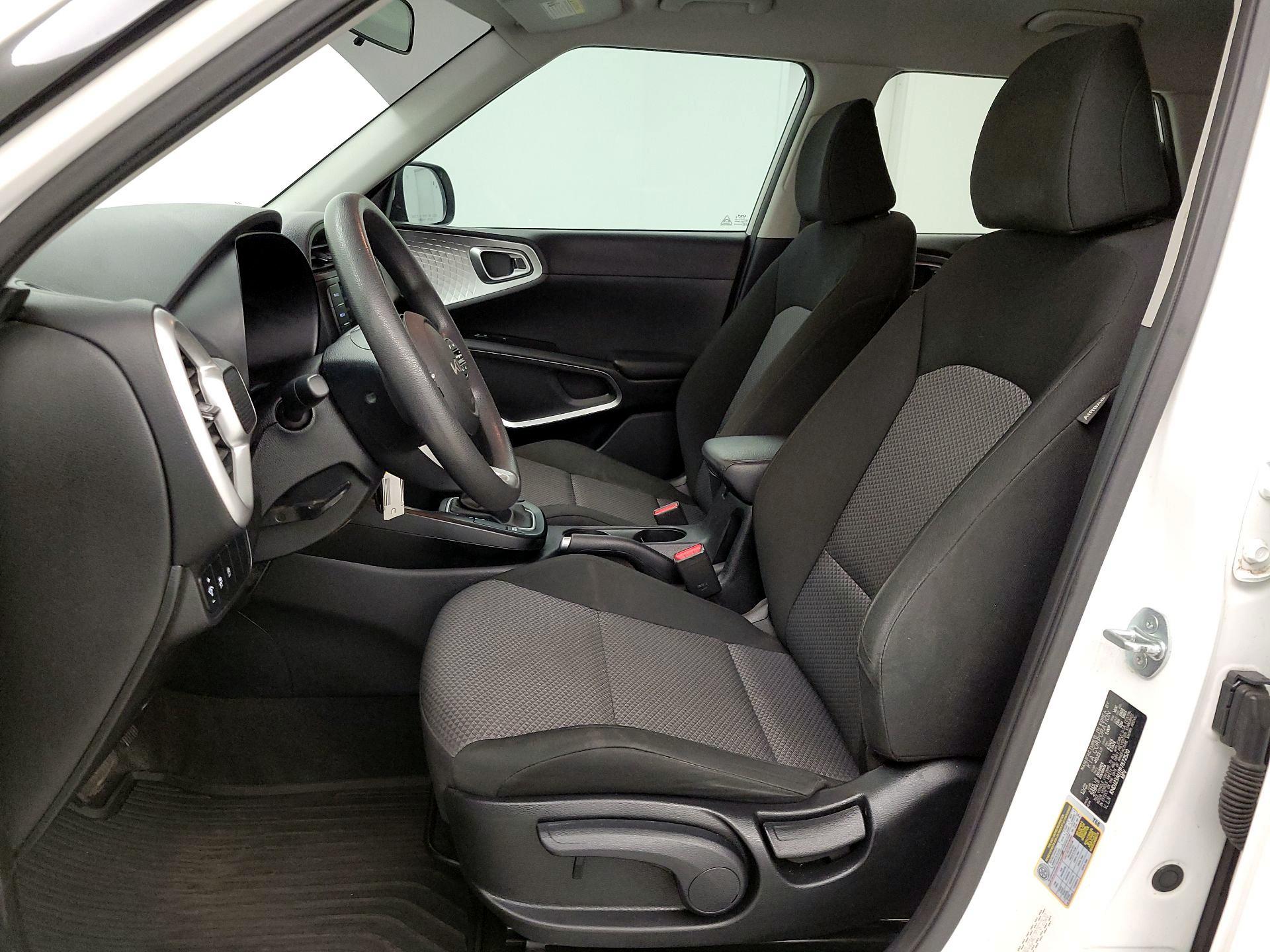 Thumbnail: 2023 Kia Soul - 11
