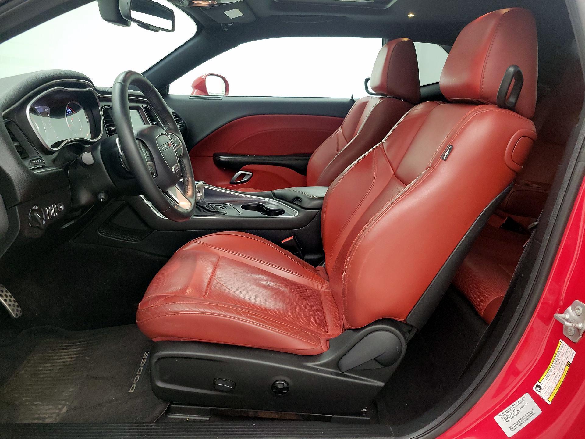 Thumbnail: 2016 Dodge Challenger - 11