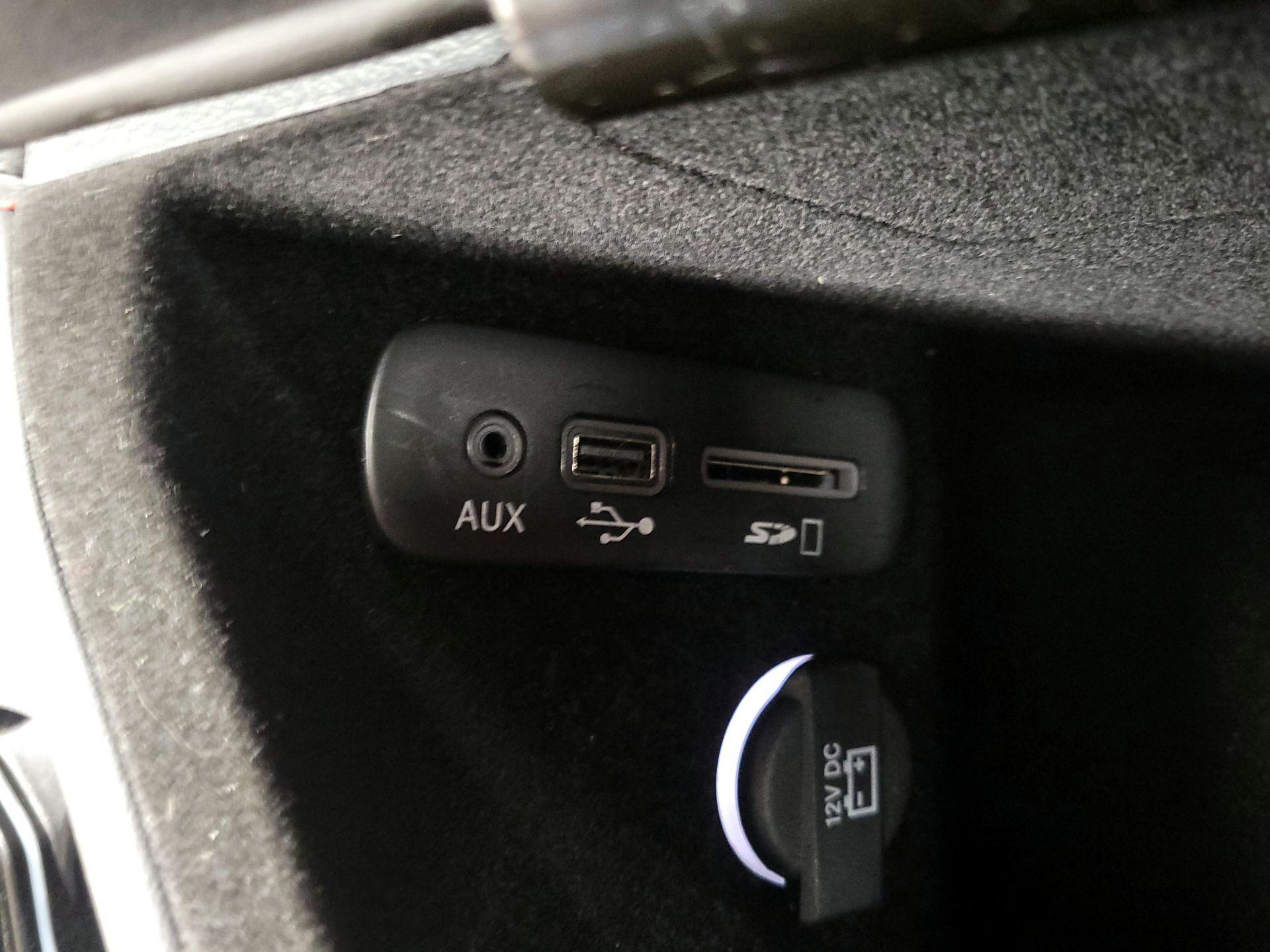 Thumbnail: 2016 Dodge Challenger - 19