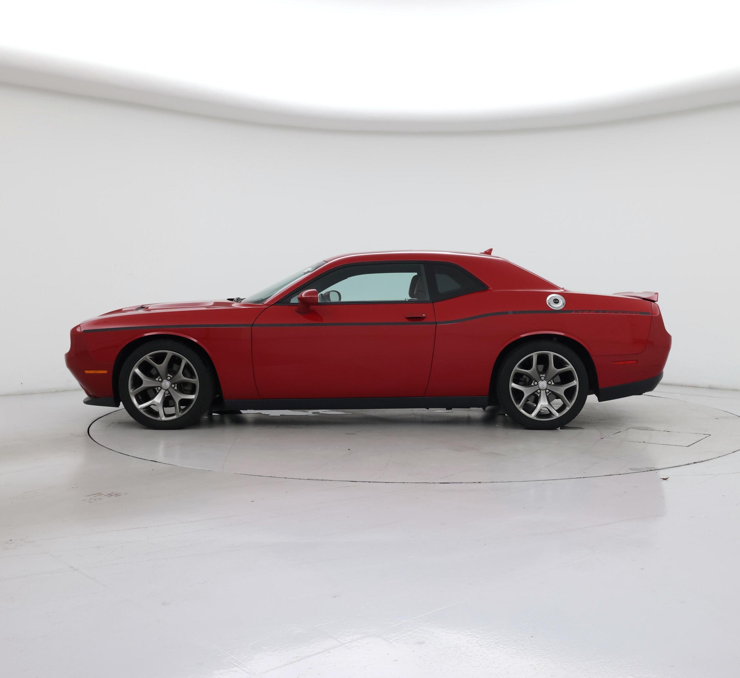 Thumbnail: 2016 Dodge Challenger - 3