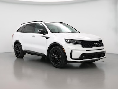 White 2022 Kia Sorento SX