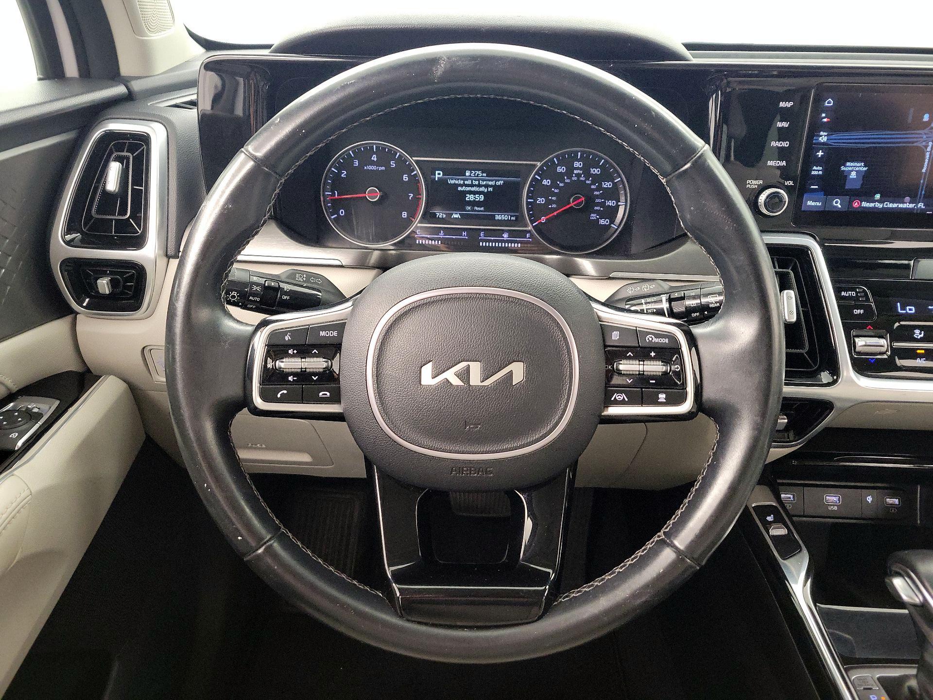 Thumbnail: 2022 Kia Sorento - 10