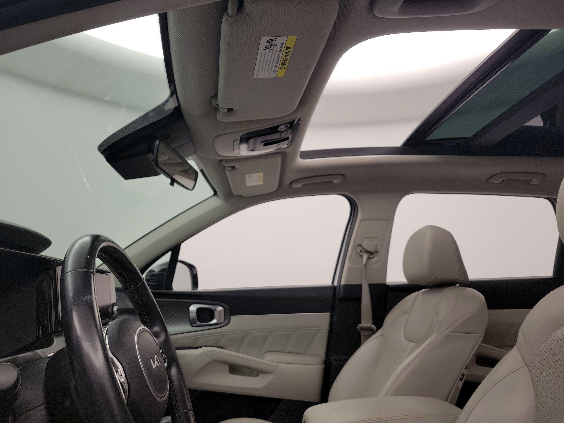 Thumbnail: 2022 Kia Sorento - 20